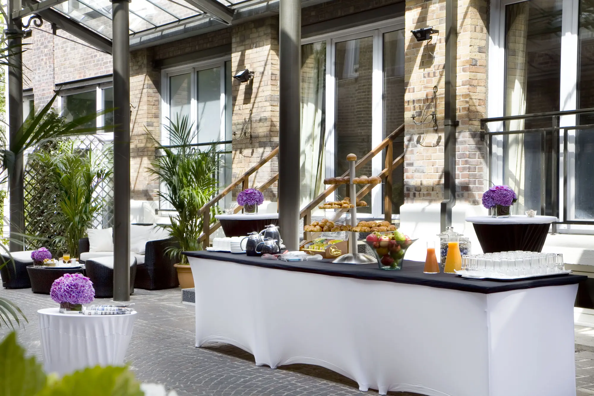 Les Jardins du Marais, Conferences