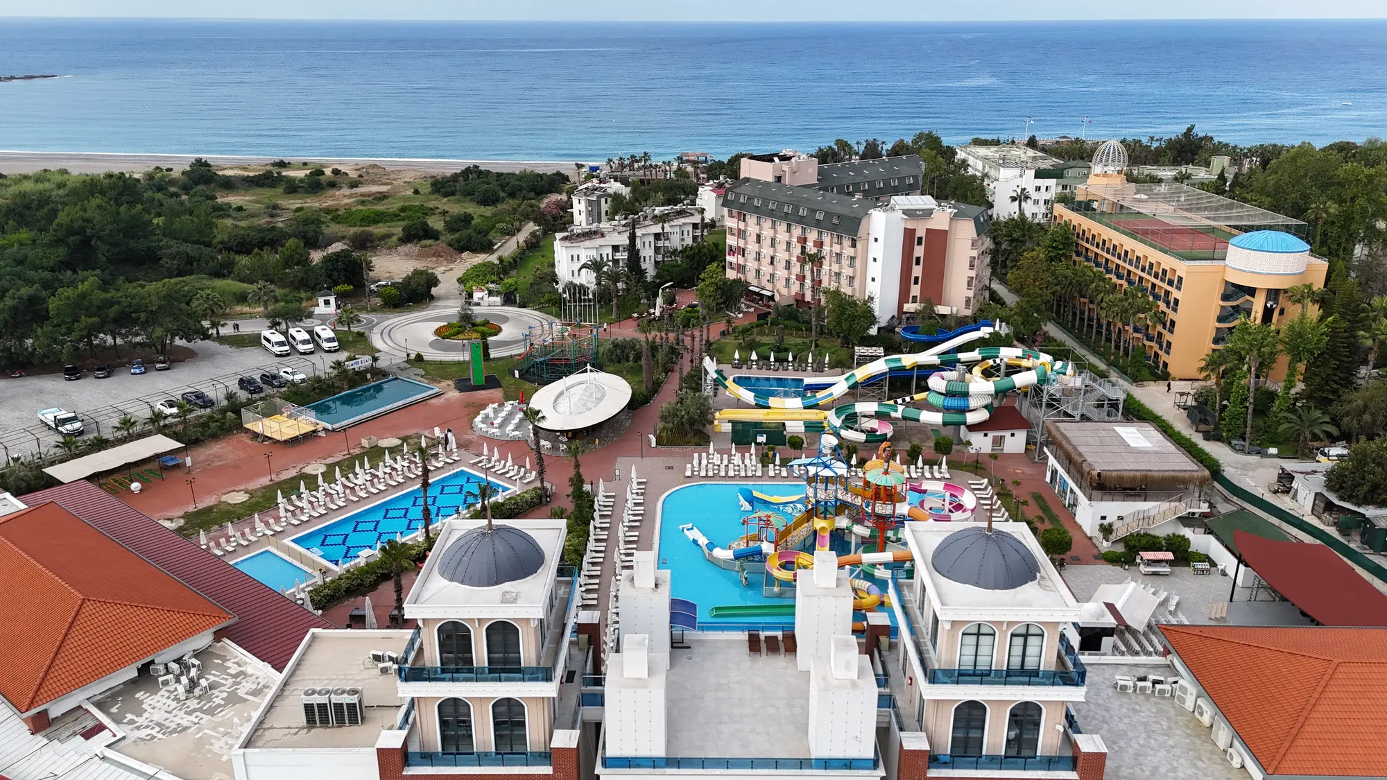 Club Aqua Plaza, General view