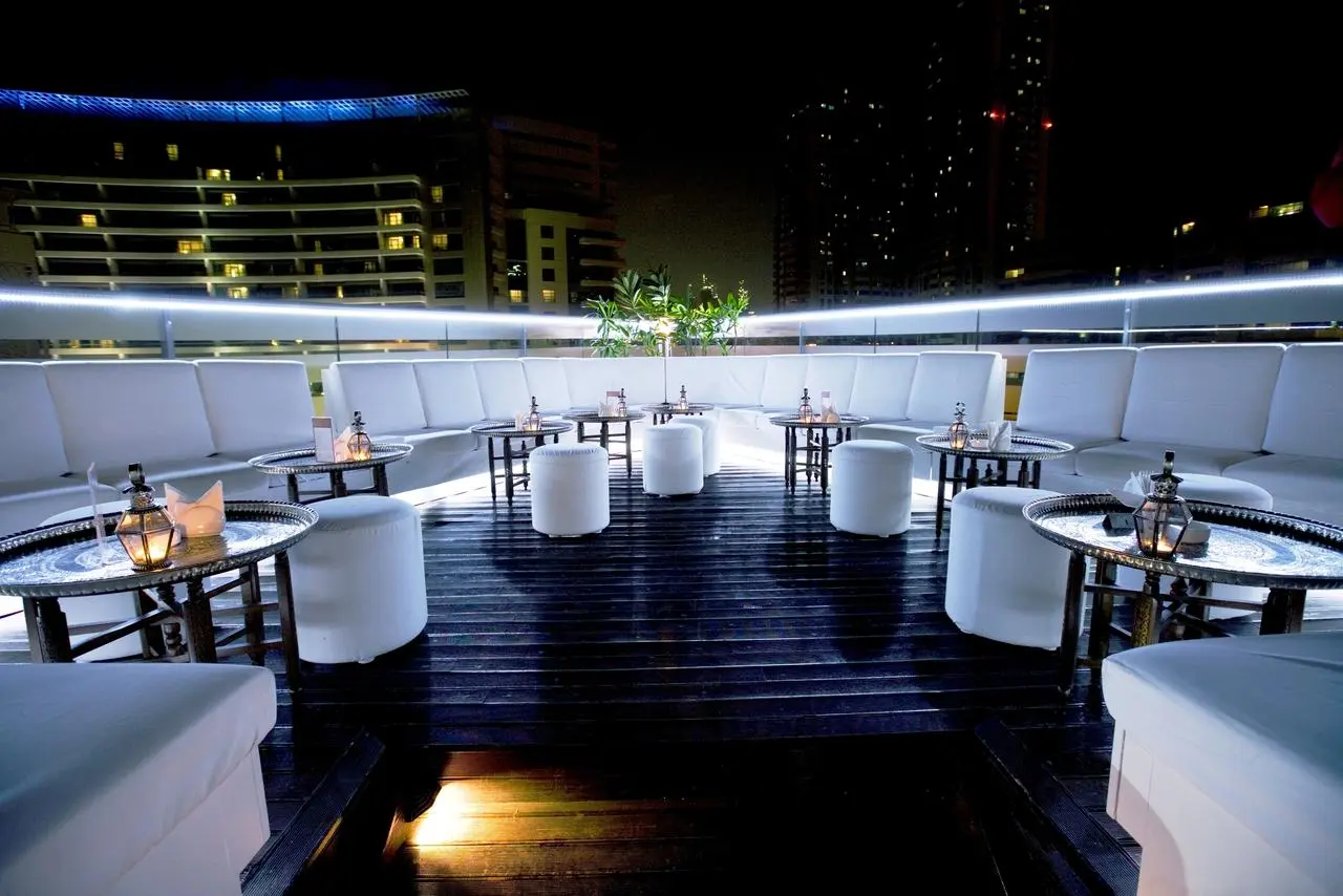 Byblos Hotel Tecom, Sports and Entertainment