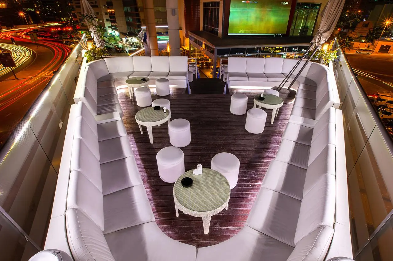 Byblos Hotel Tecom, Sports and Entertainment