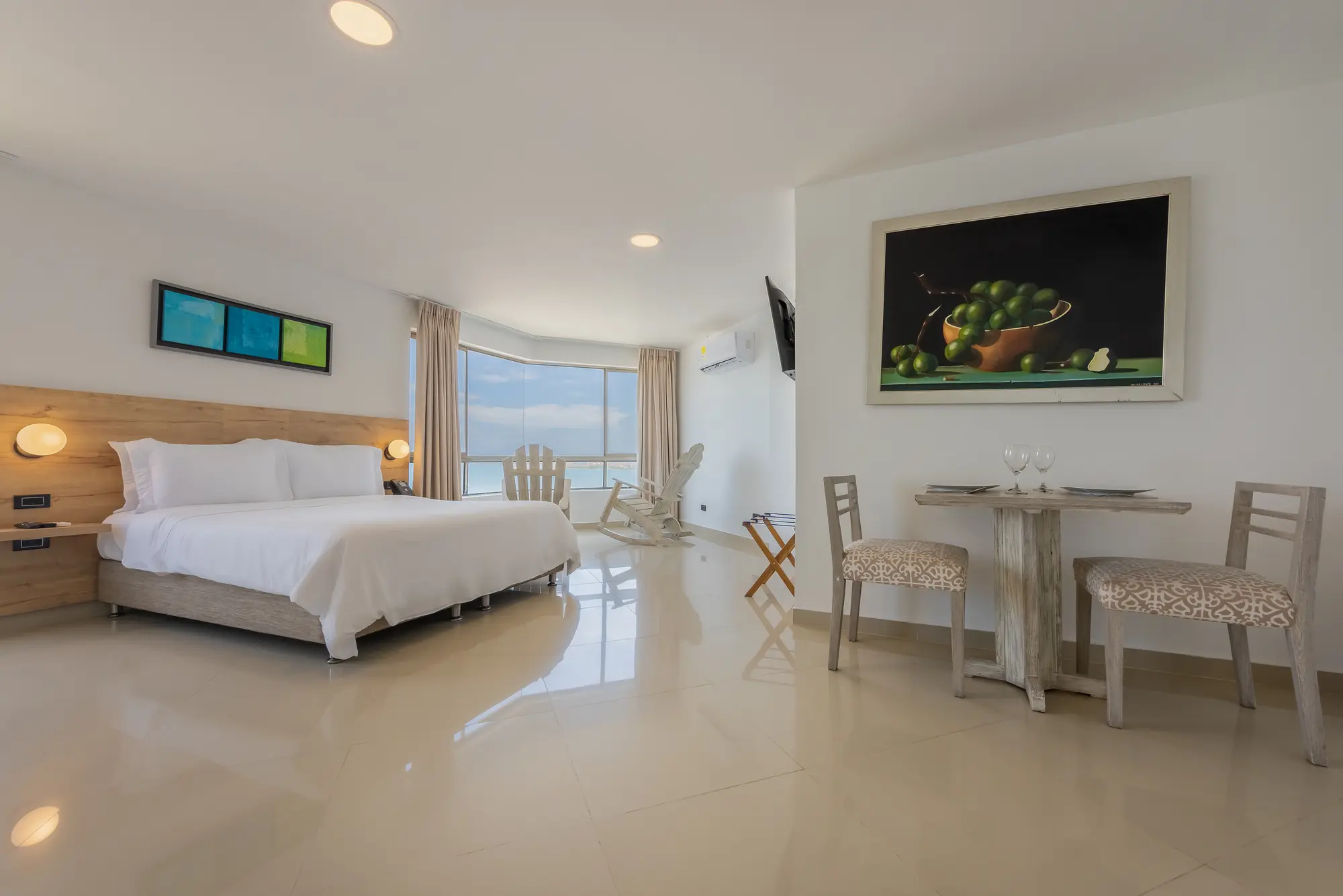 Regatta Cartagena, Room