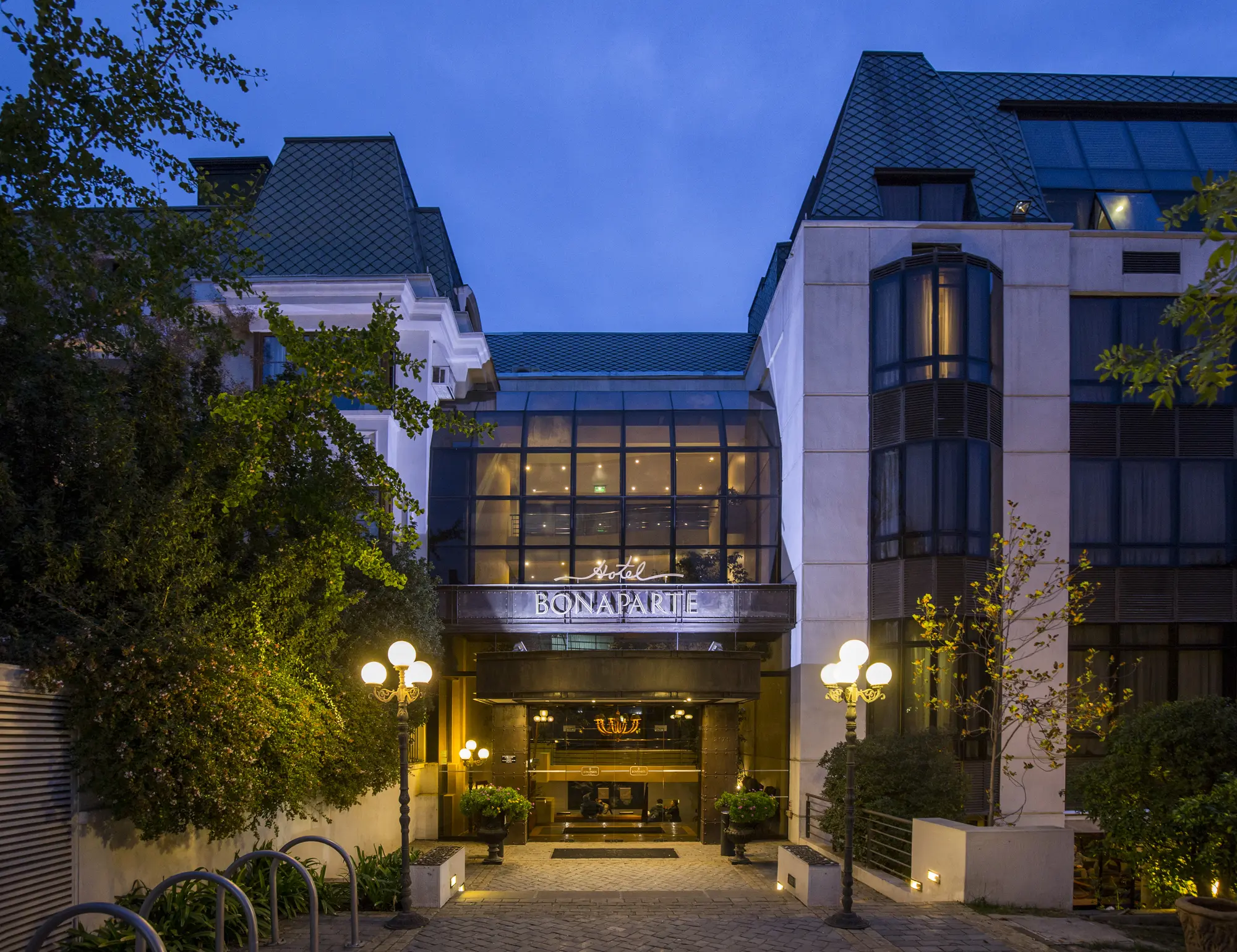 Park Plaza Bonaparte, General view