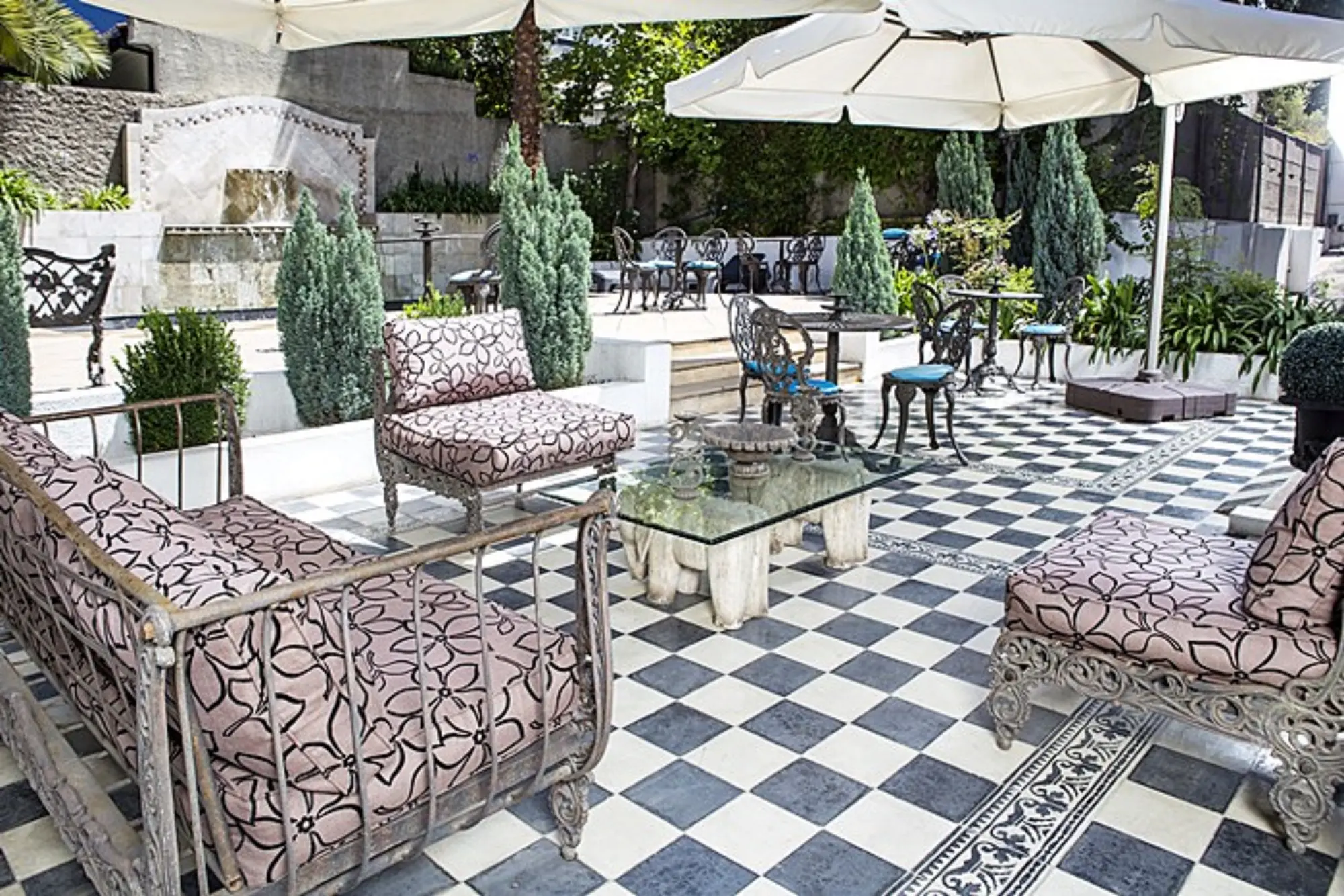 Park Plaza Bonaparte, General view