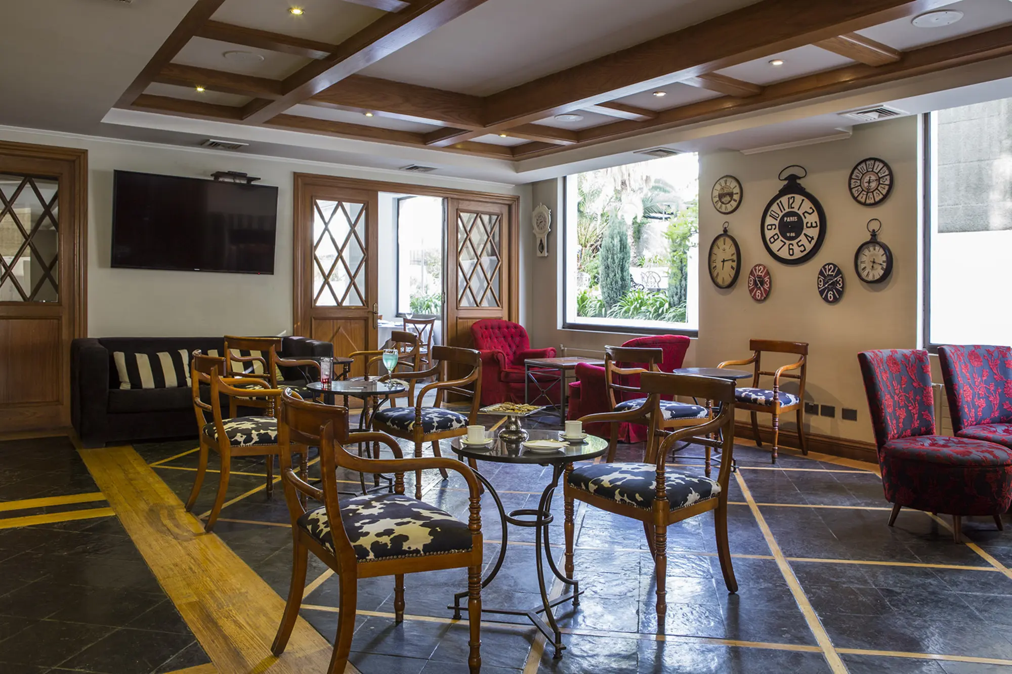 Park Plaza Bonaparte, Bar