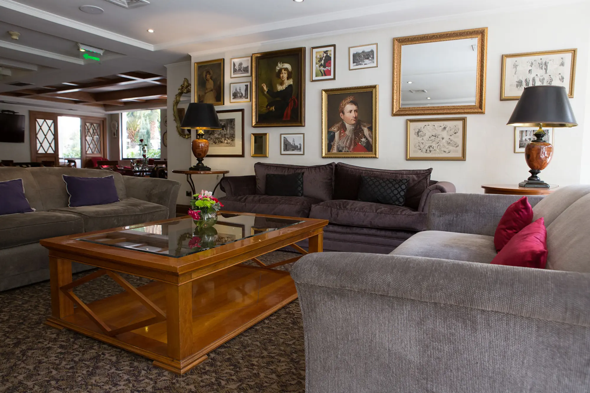 Park Plaza Bonaparte, Lobby