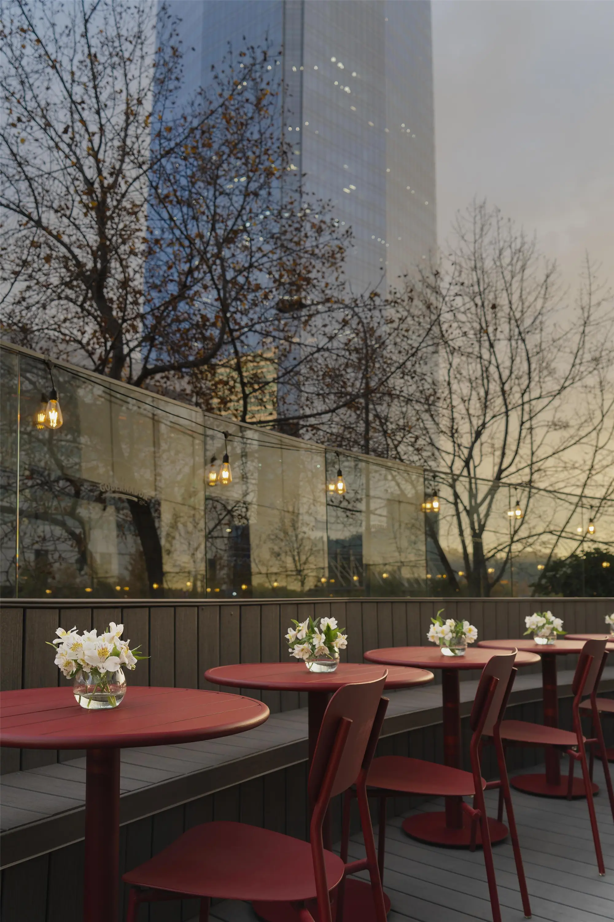 NH Collection Plaza Santiago, General view