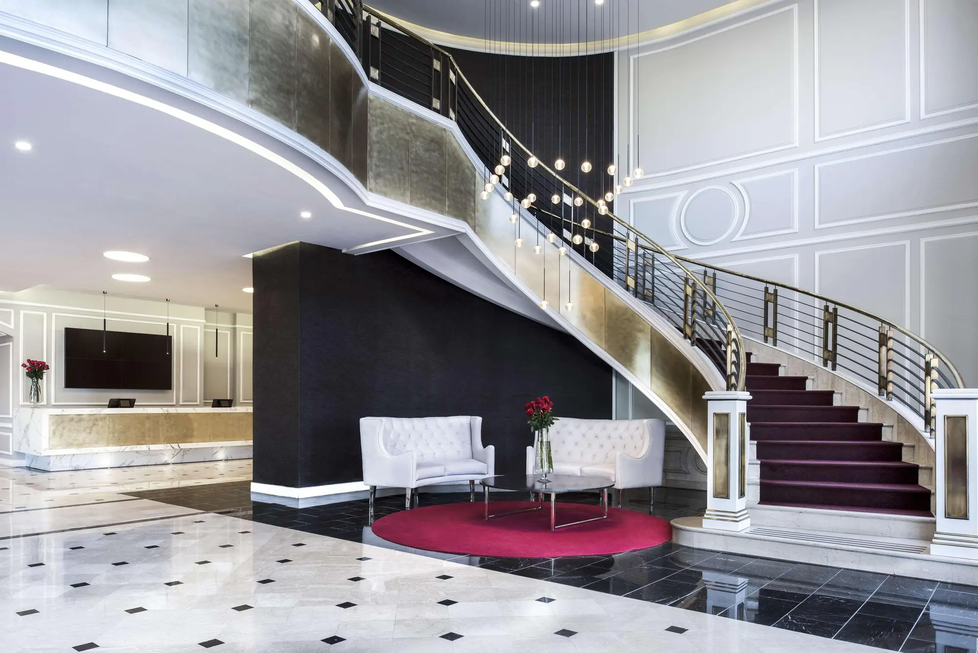 NH Collection Plaza Santiago, Lobby