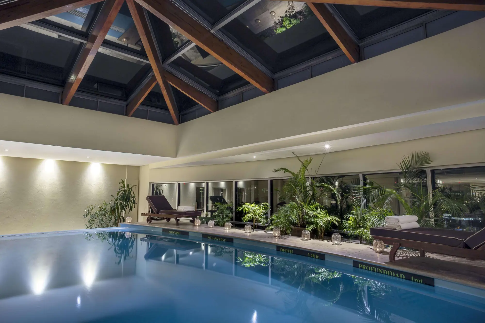 NH Collection Plaza Santiago, Pool