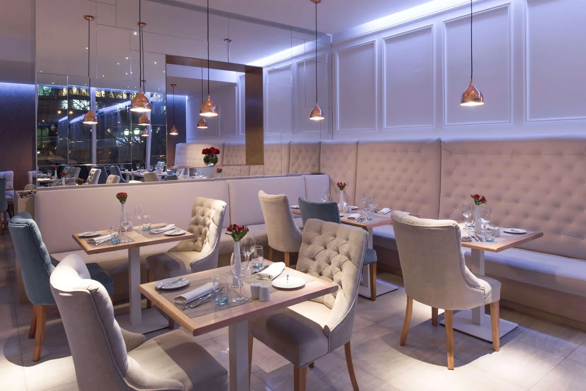 NH Collection Plaza Santiago, Restaurant