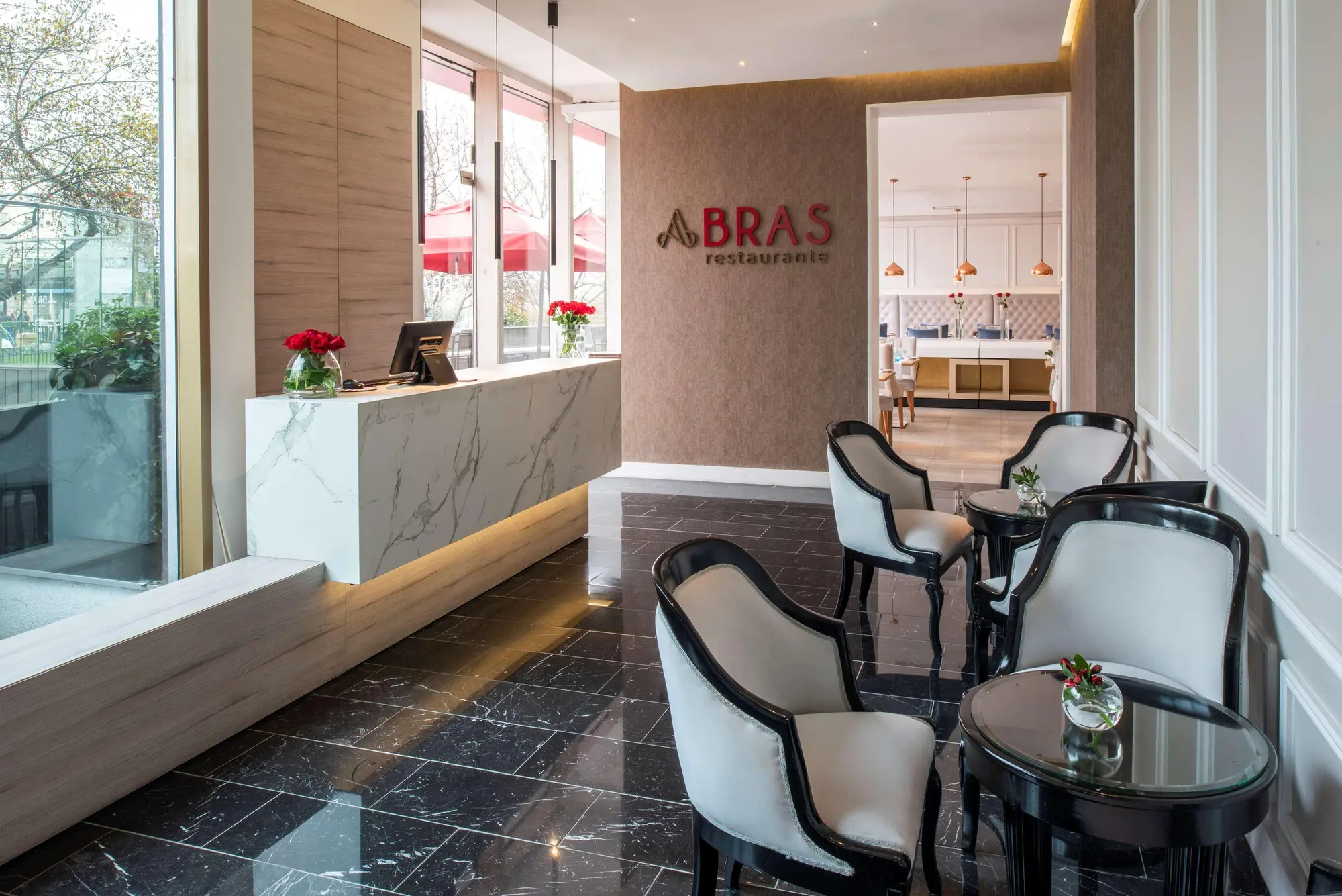 NH Collection Plaza Santiago, Restaurant