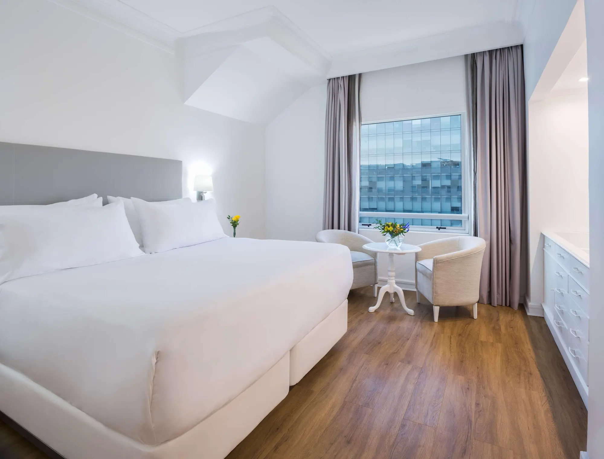 NH Collection Plaza Santiago, Room