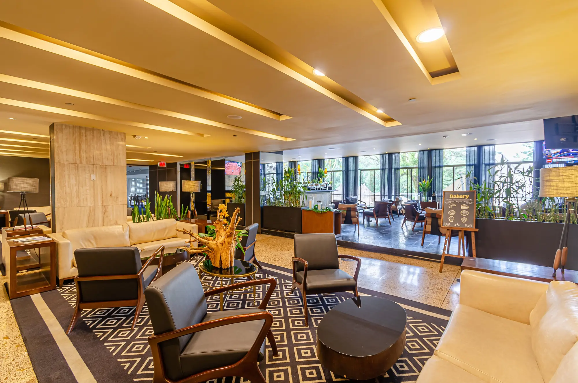 Intercontinental Hotels Medellin - Movich, Lobby