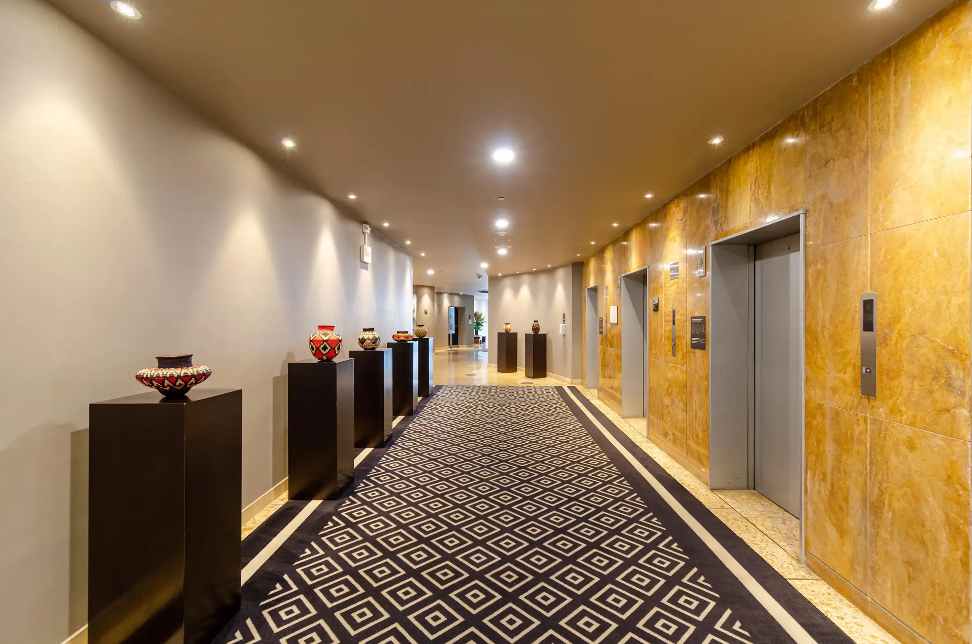 Intercontinental Hotels Medellin - Movich, Lobby