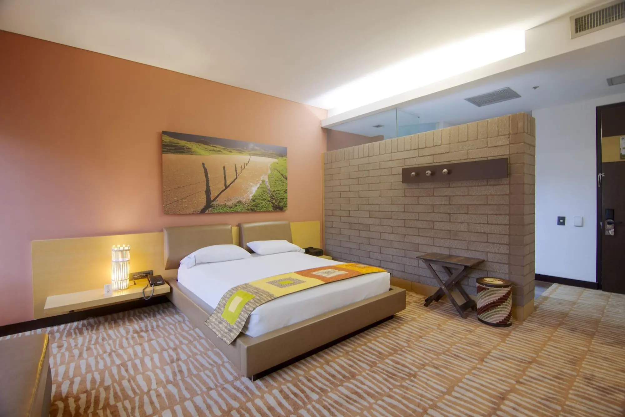 Diez Hotel Categoría Colombia, Room