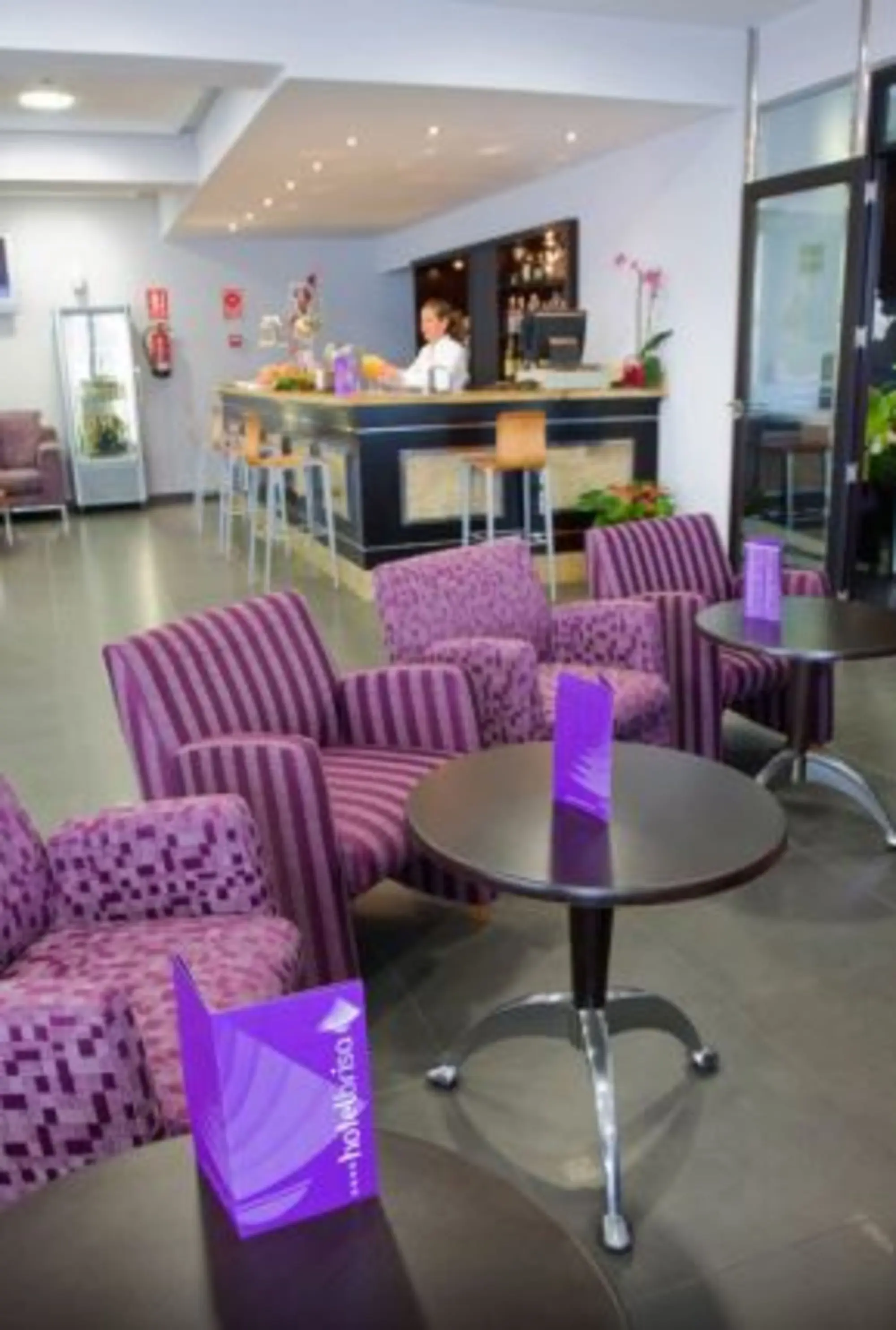 Brisa, Lobby