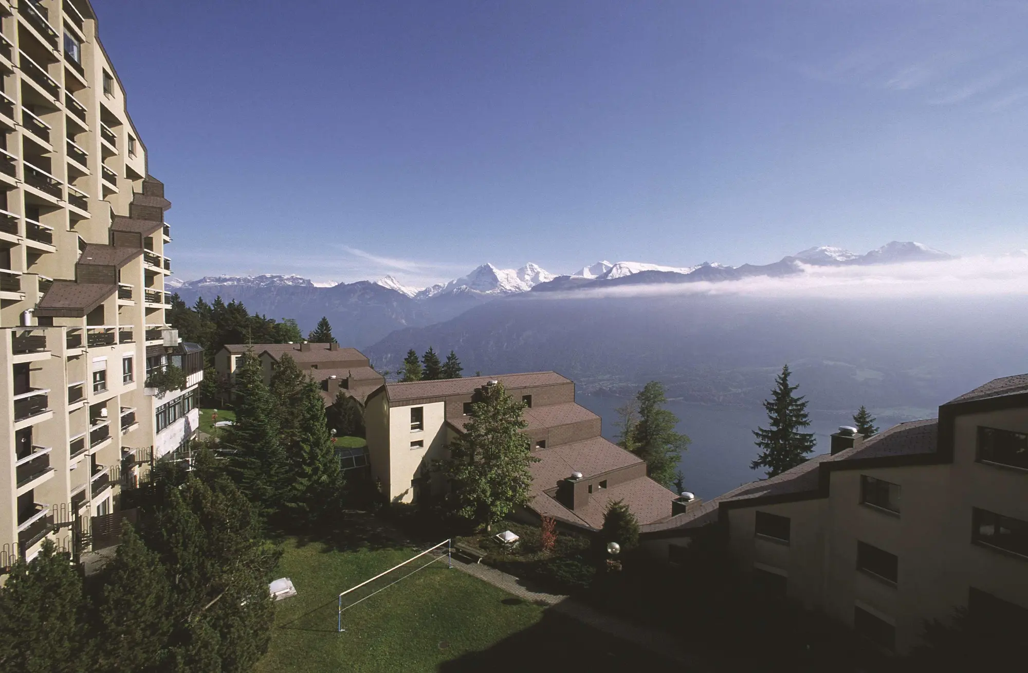 Dorint Blüemlisalp, General view