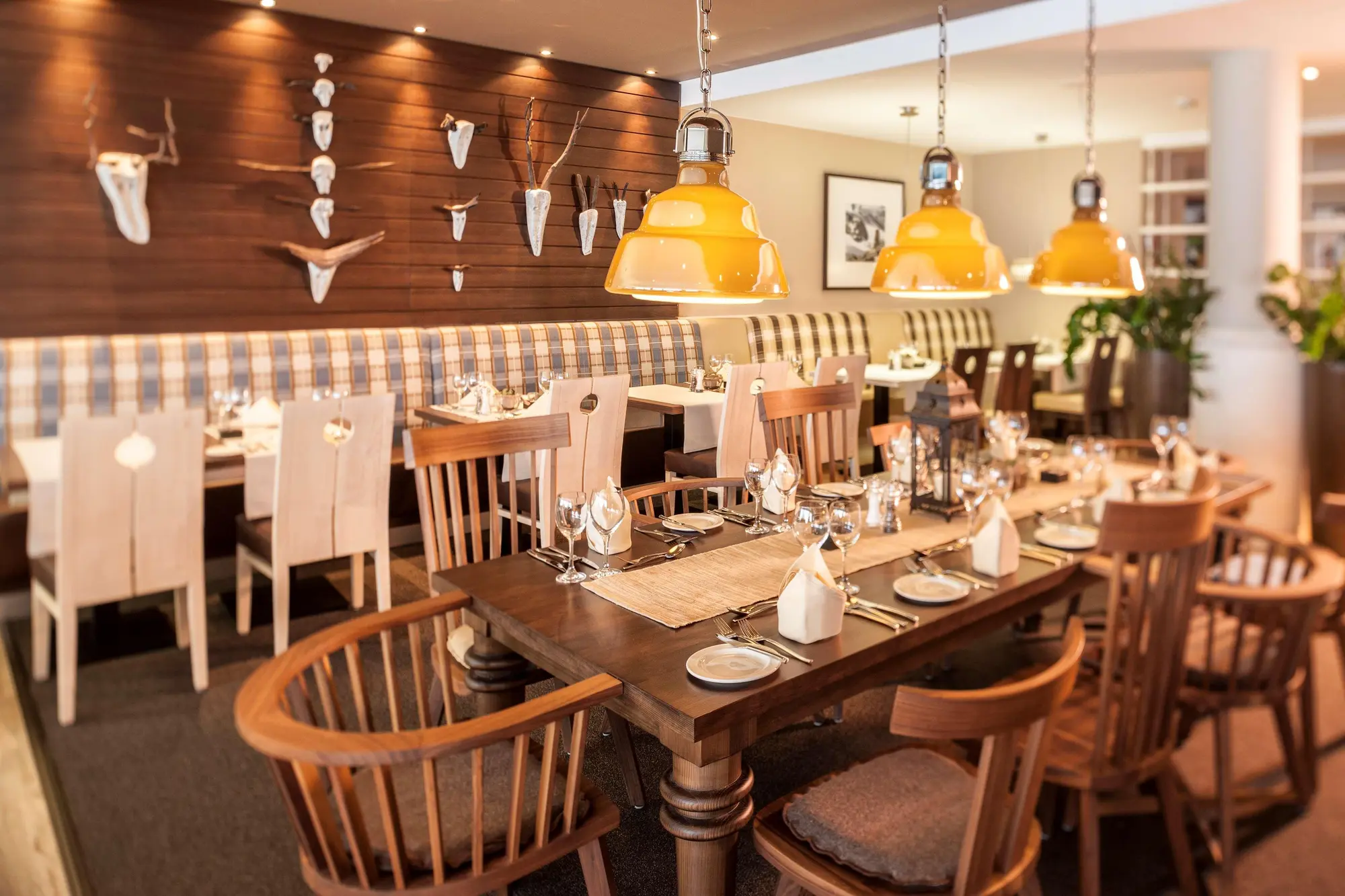 Dorint Blüemlisalp, Restaurant