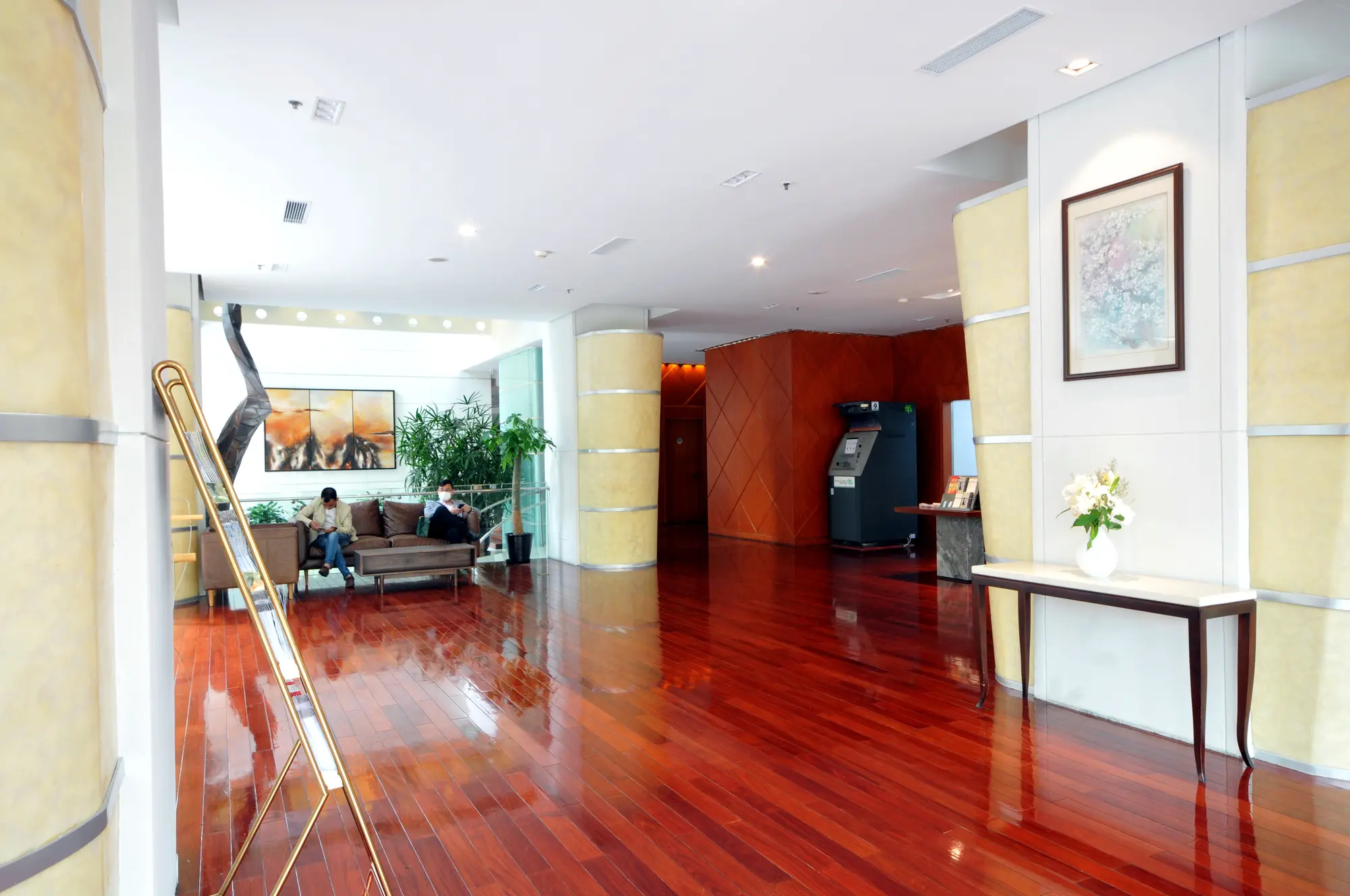 Gubei Garden Hotel, Lobby