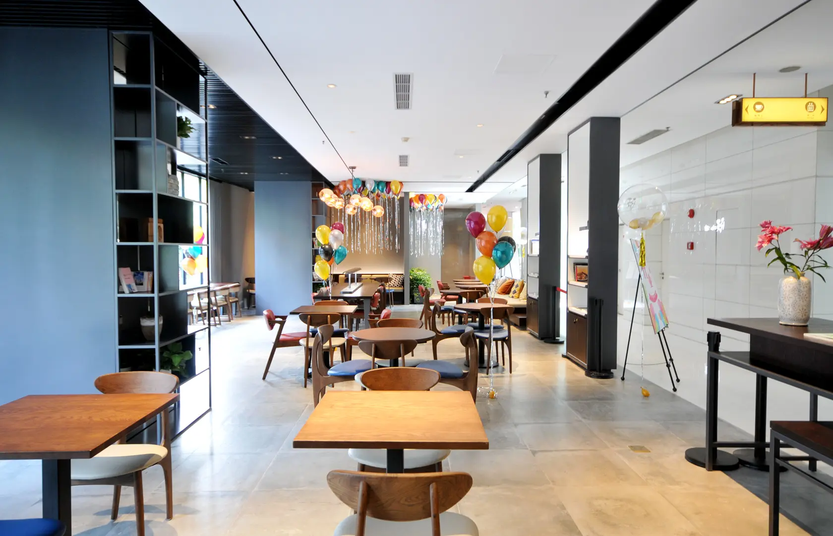 Gubei Garden Hotel, Restaurant
