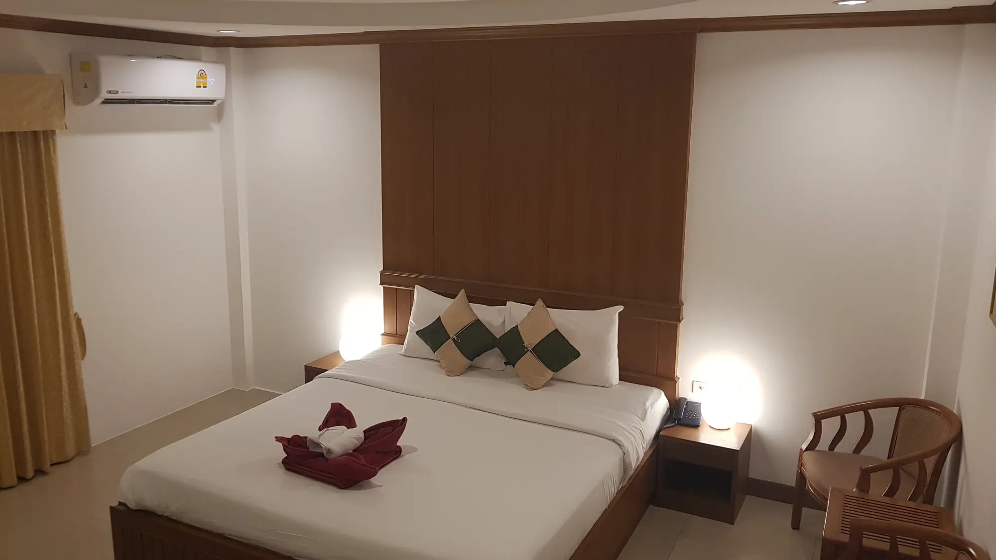 MVC Patong House, Room