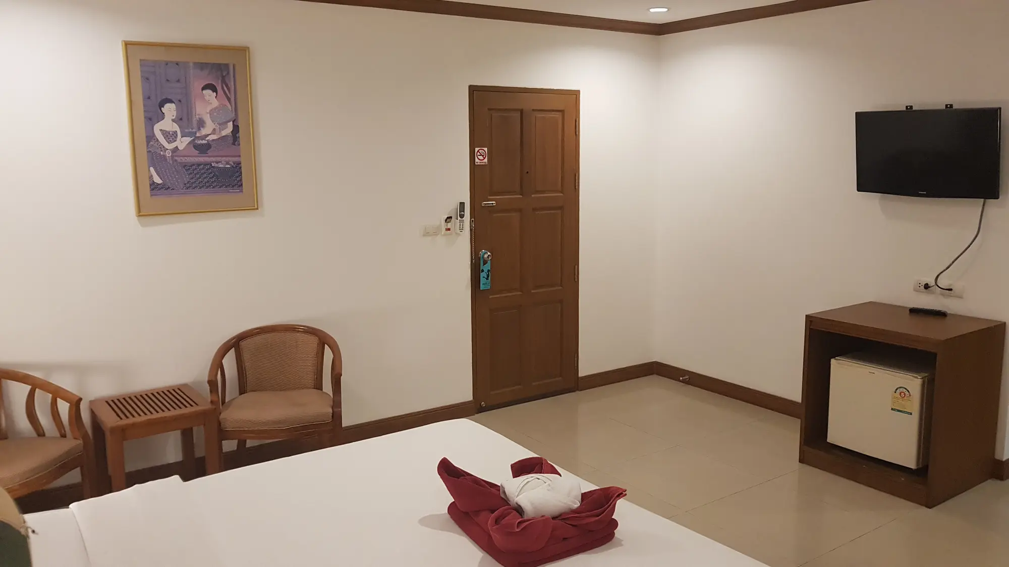 MVC Patong House, Room