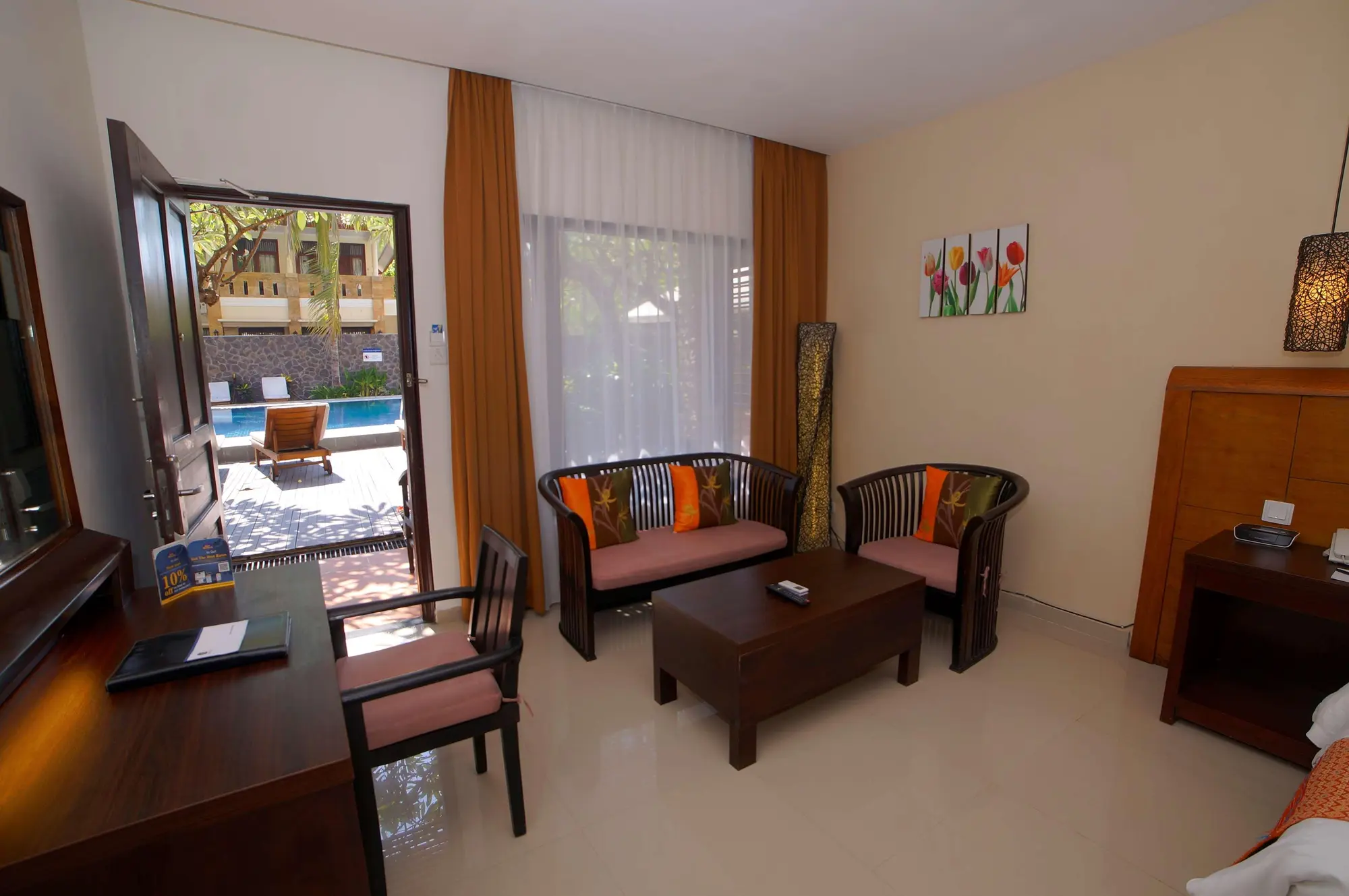 Best Western Resort Kuta, Pool
