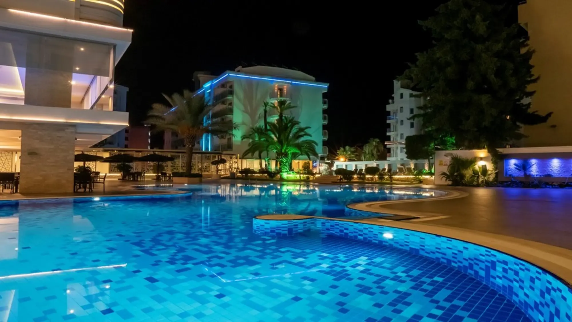Blue Bay Platinum Hotel, Pool