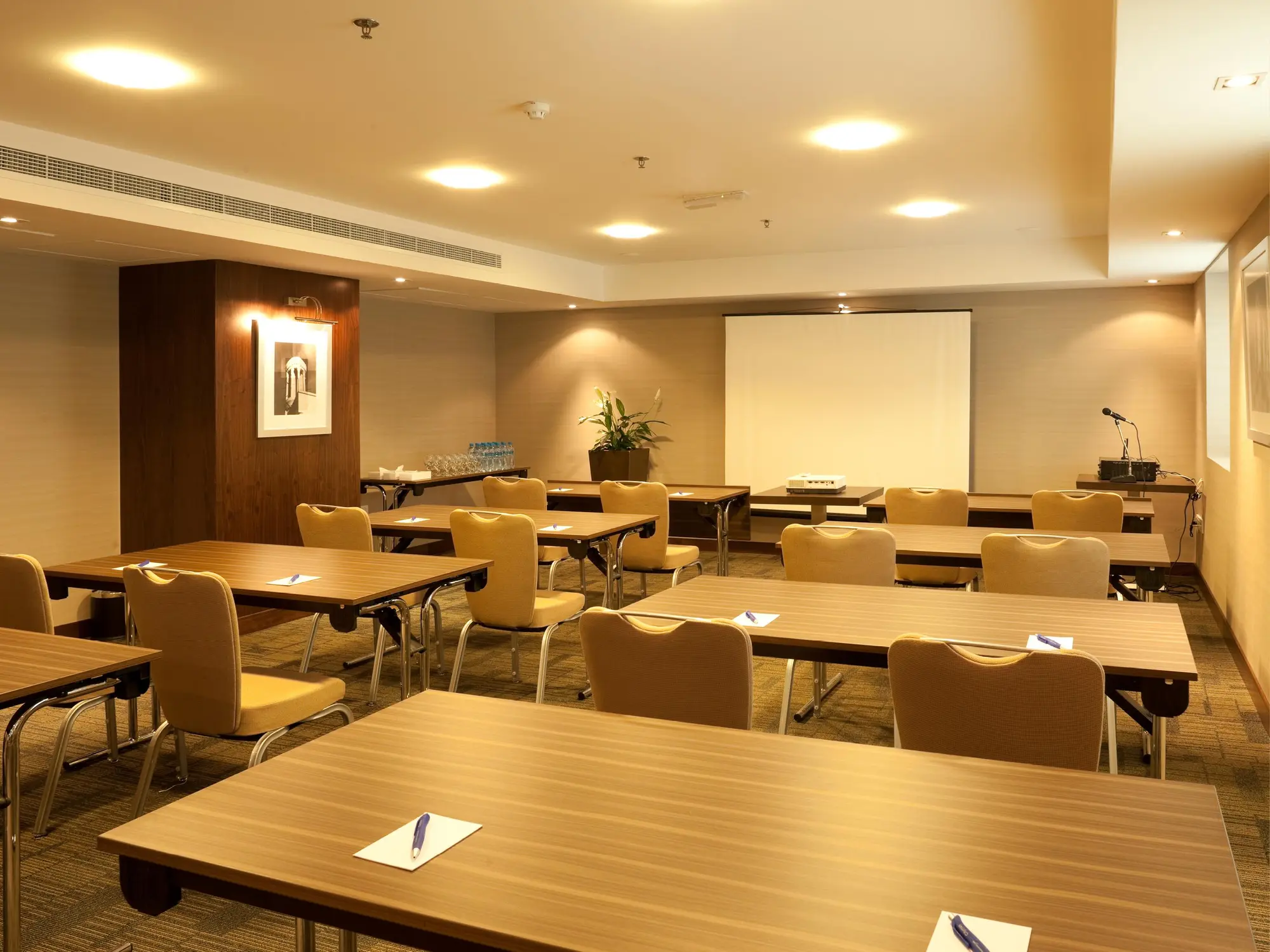 Citymax Sharjah, Conferences