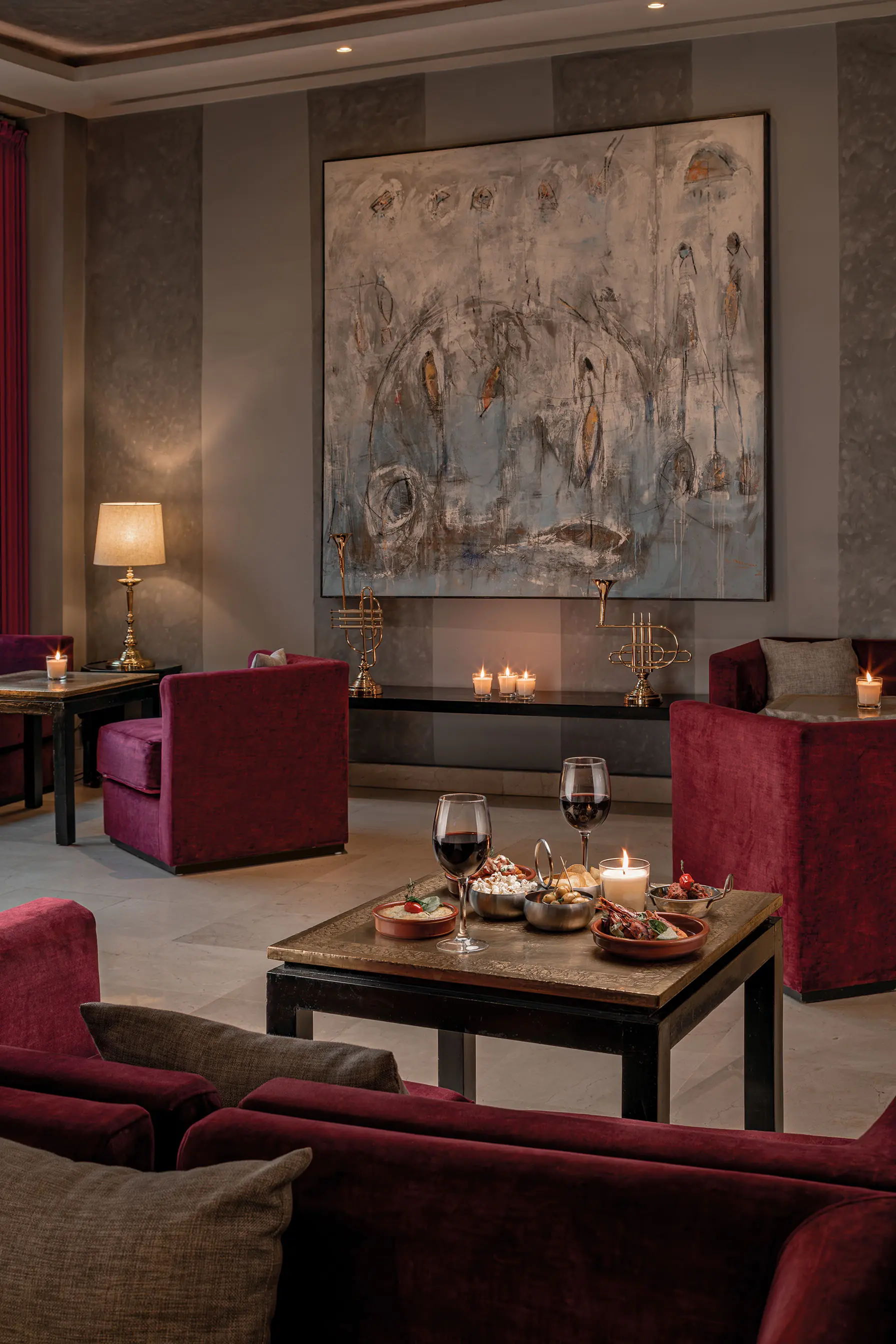 Red Hotel, Bar