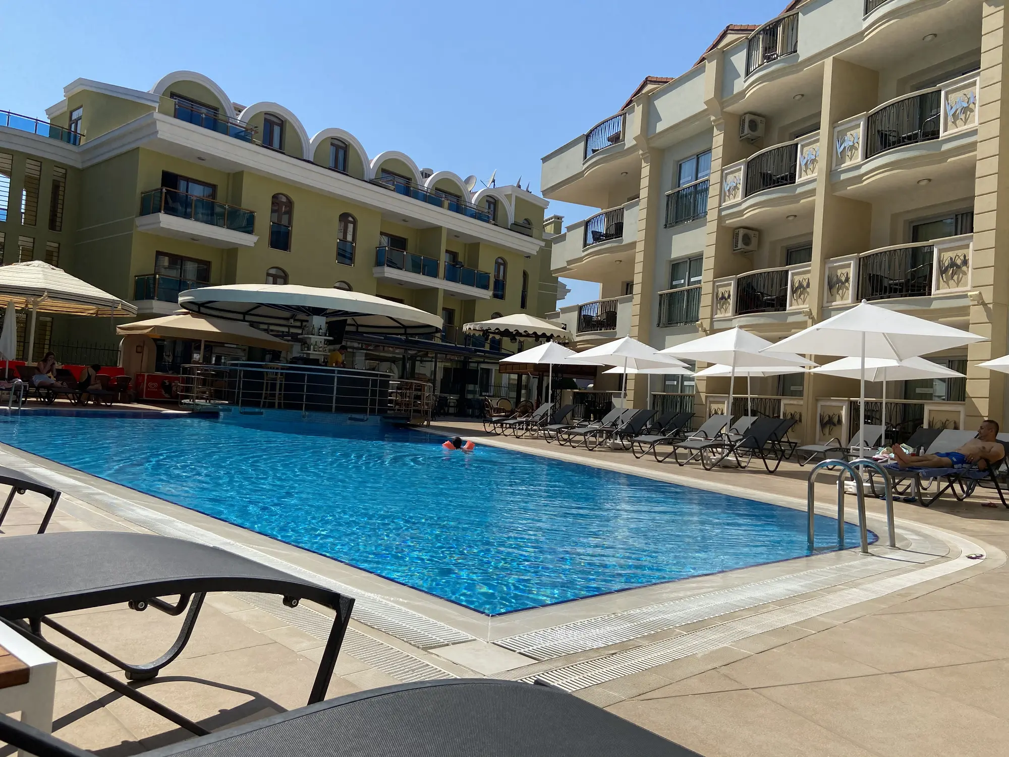 Club Karakas Apart, General view