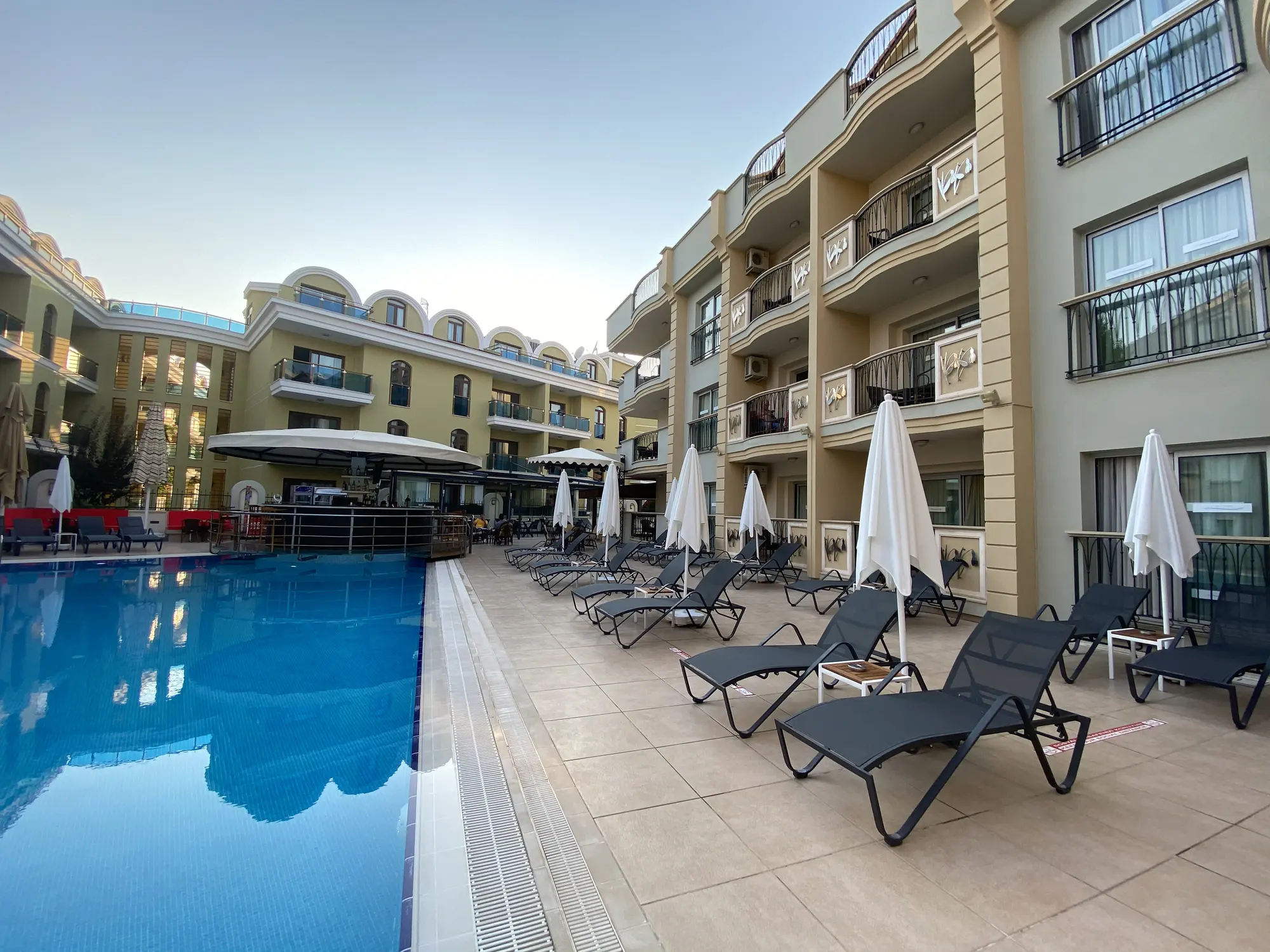 Club Karakas Apart, General view