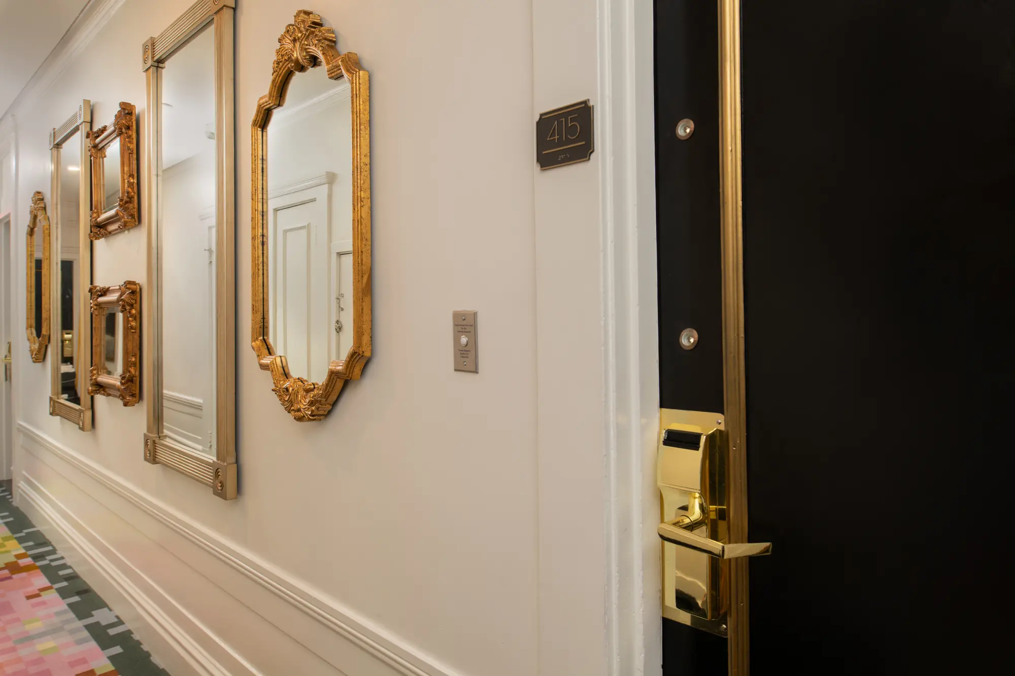 Staypineapple, An Elegant Hotel, Union Square, Room