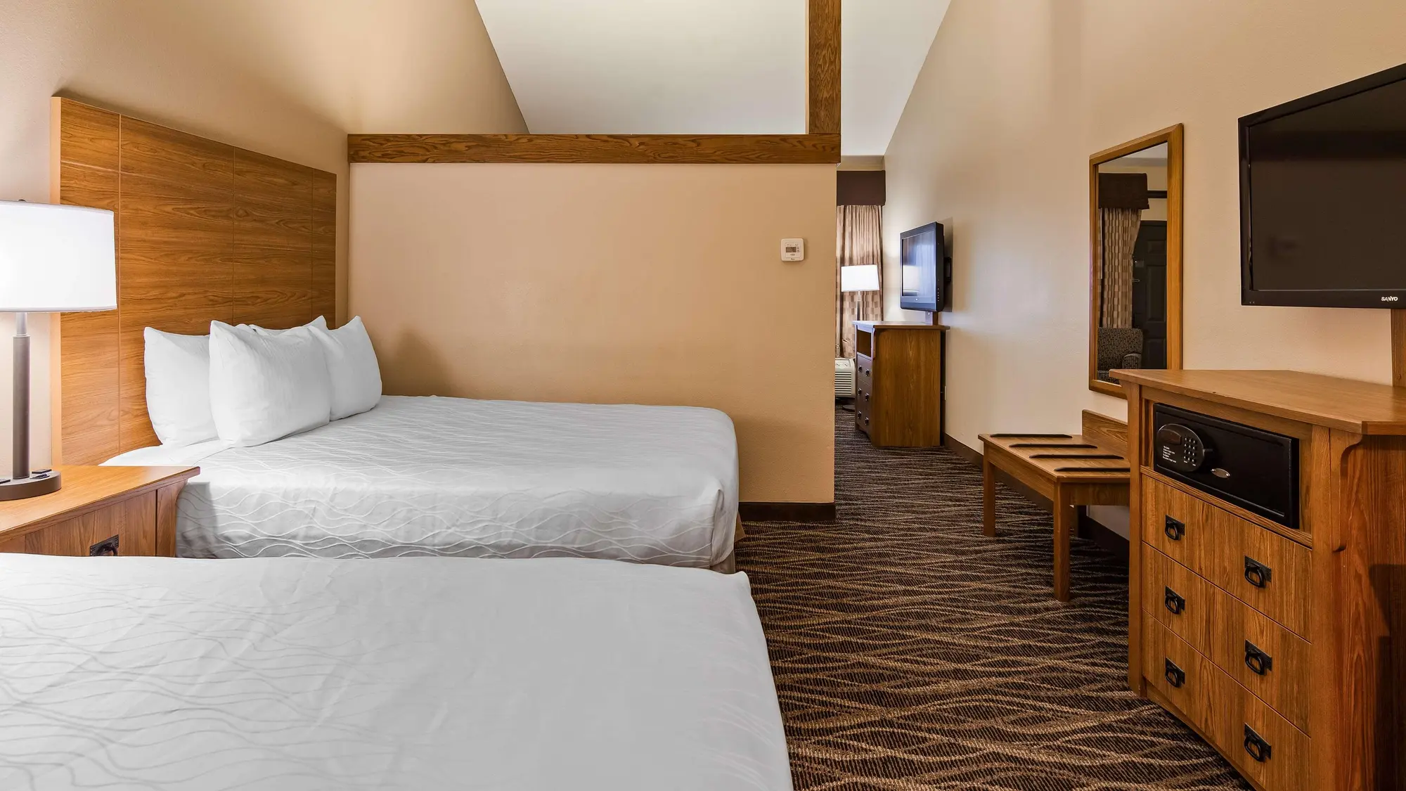 Eagle Suites OKC Airport, Room