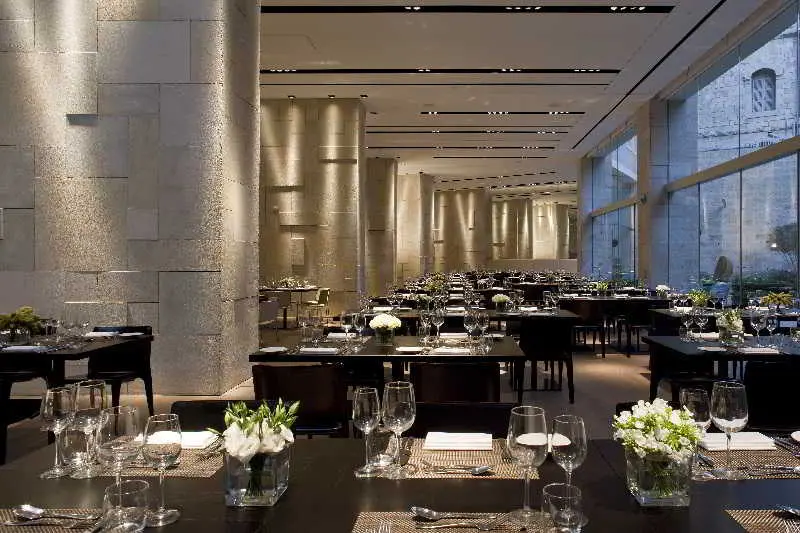 Mamilla Hotel Jerusalem, Restaurant