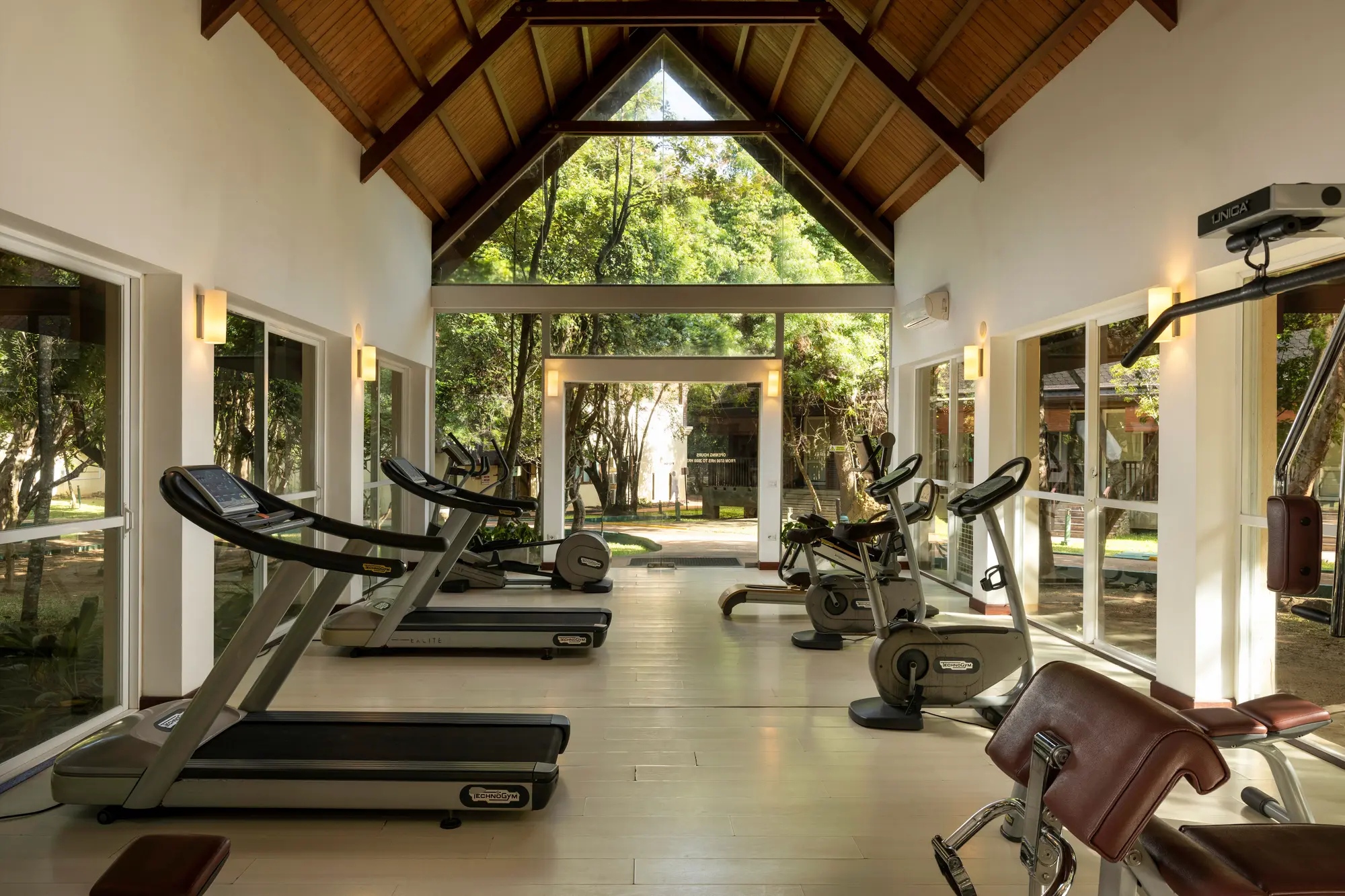 Occidental Paradise Dambulla, Sports and Entertainment