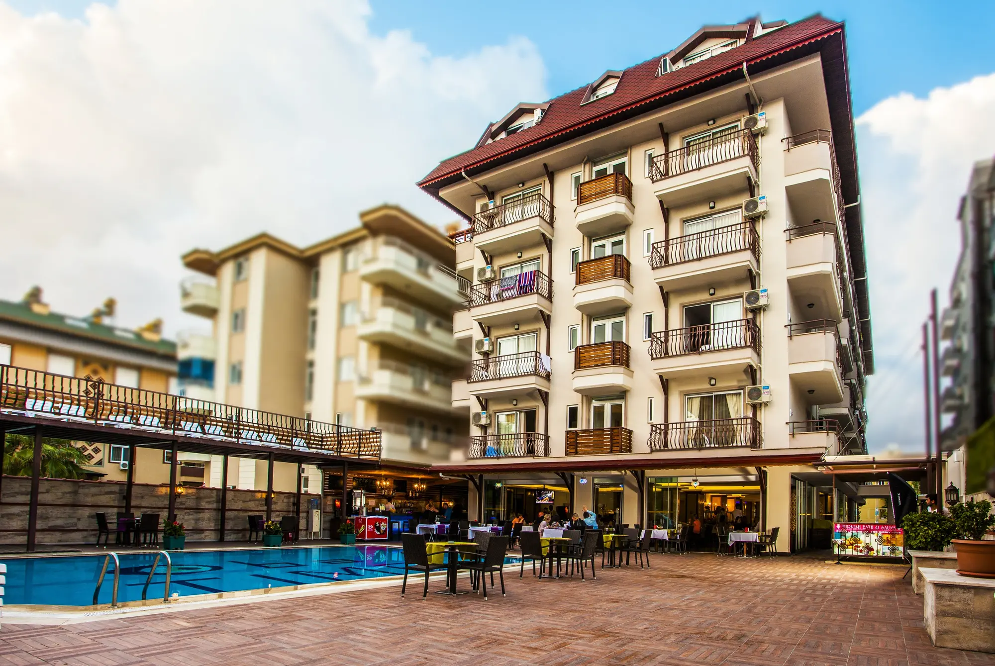 Oba Time Hotel, Bar