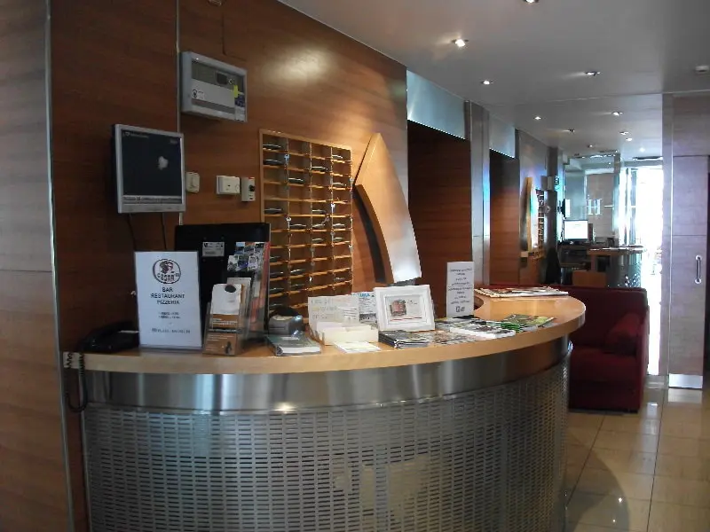 Tudel, Lobby