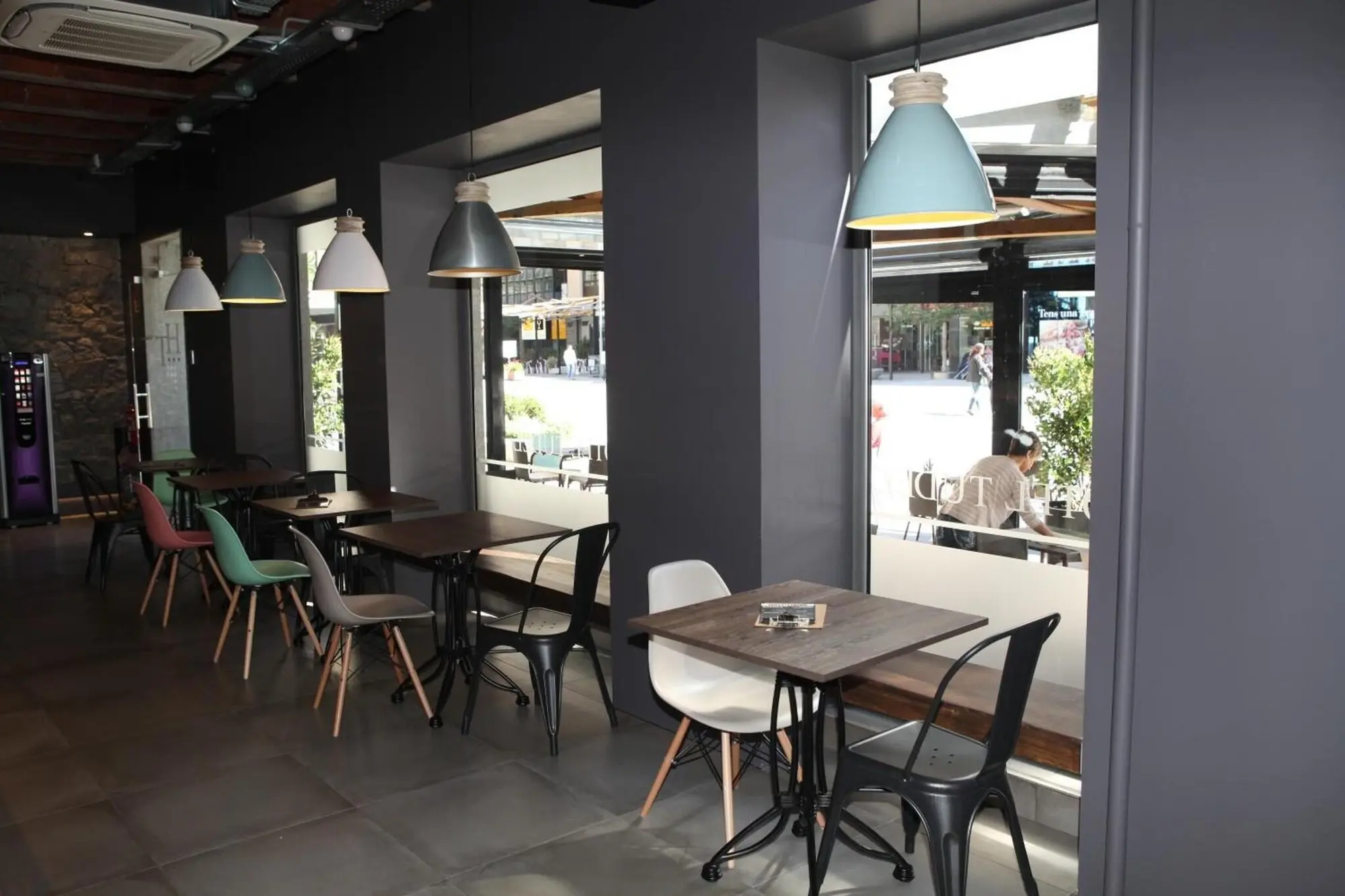Tudel, Restaurant