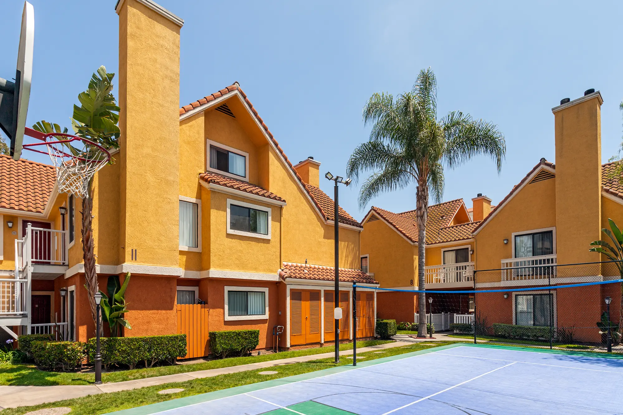 Clementine Hotel & Suites Anaheim, Sports and Entertainment