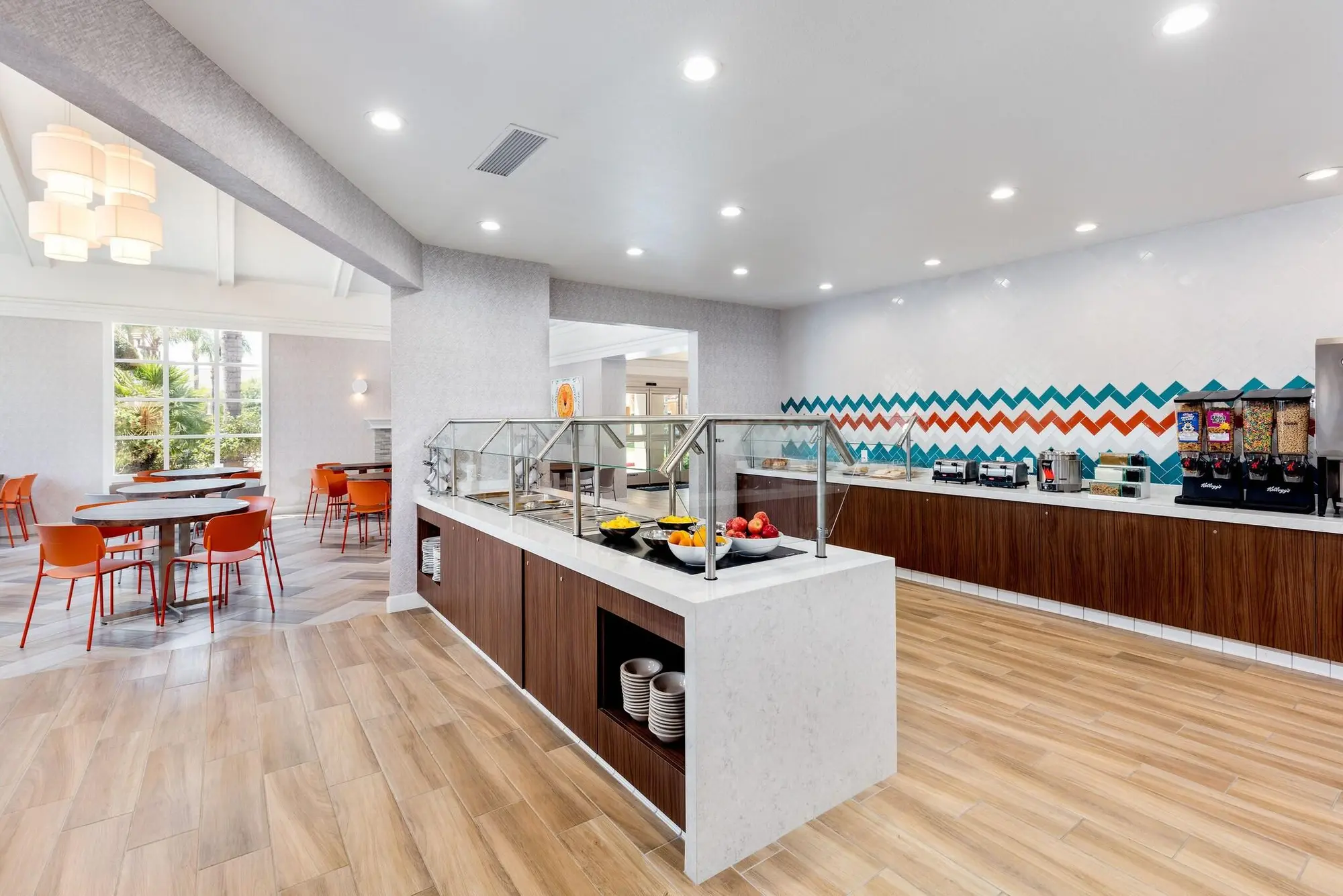 Clementine Hotel & Suites Anaheim, Restaurant