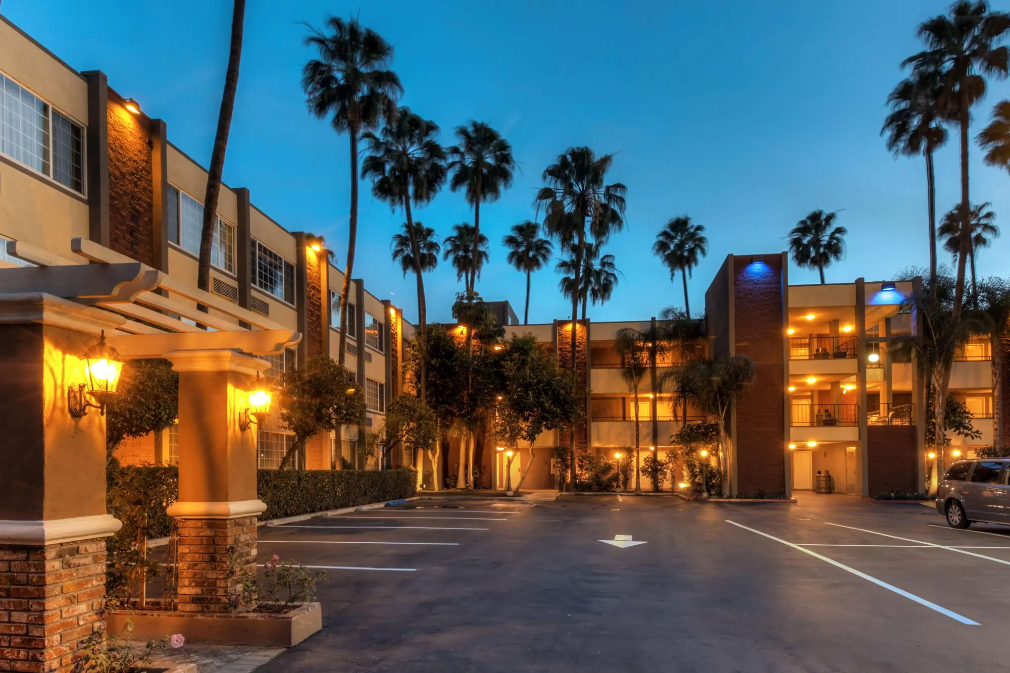 Best Western Plus Carriage Inn, General view