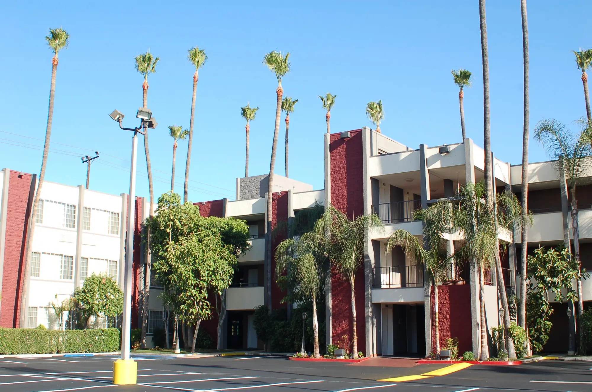 Best Western Plus Carriage Inn, General view