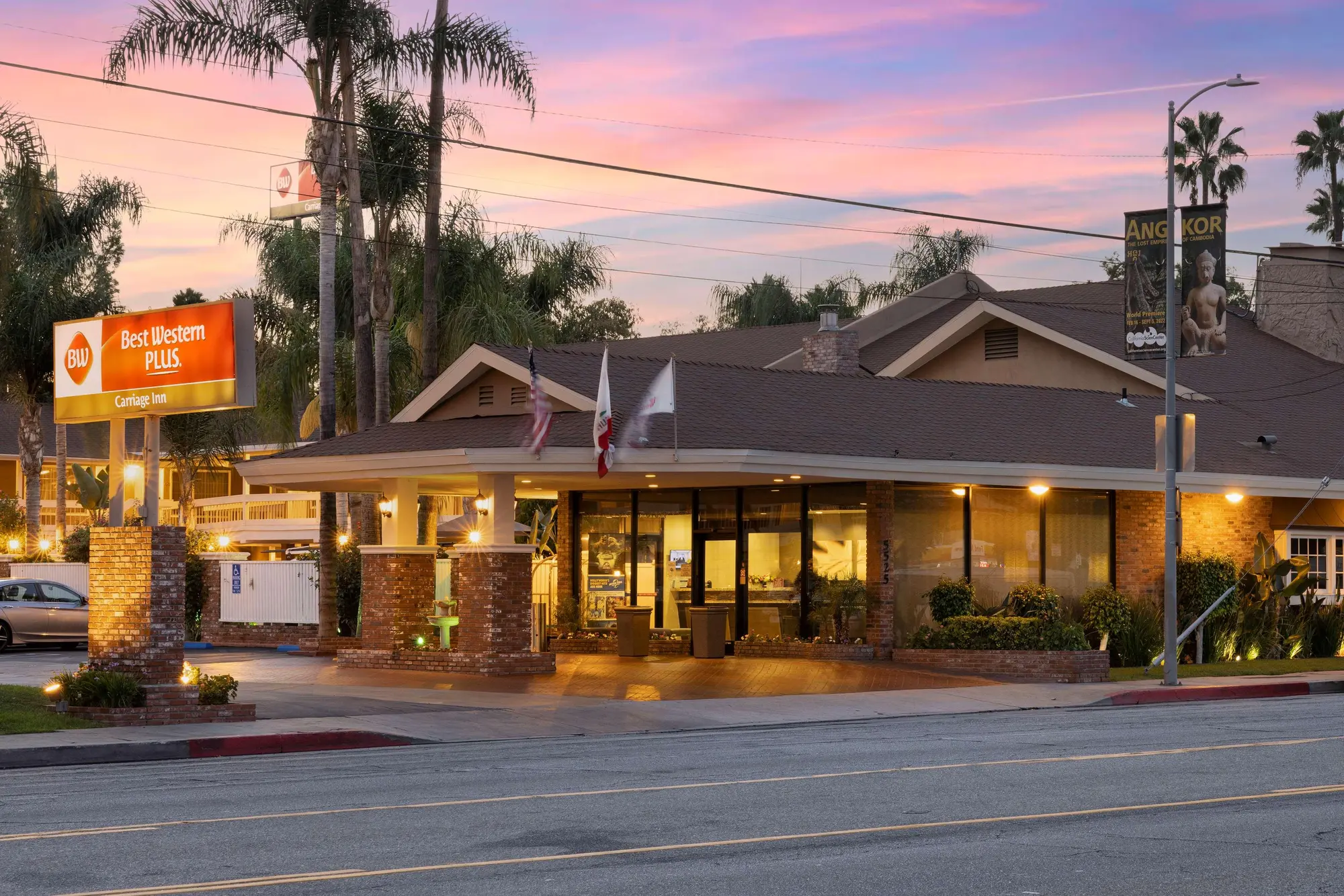 Best Western Plus Carriage Inn, General view
