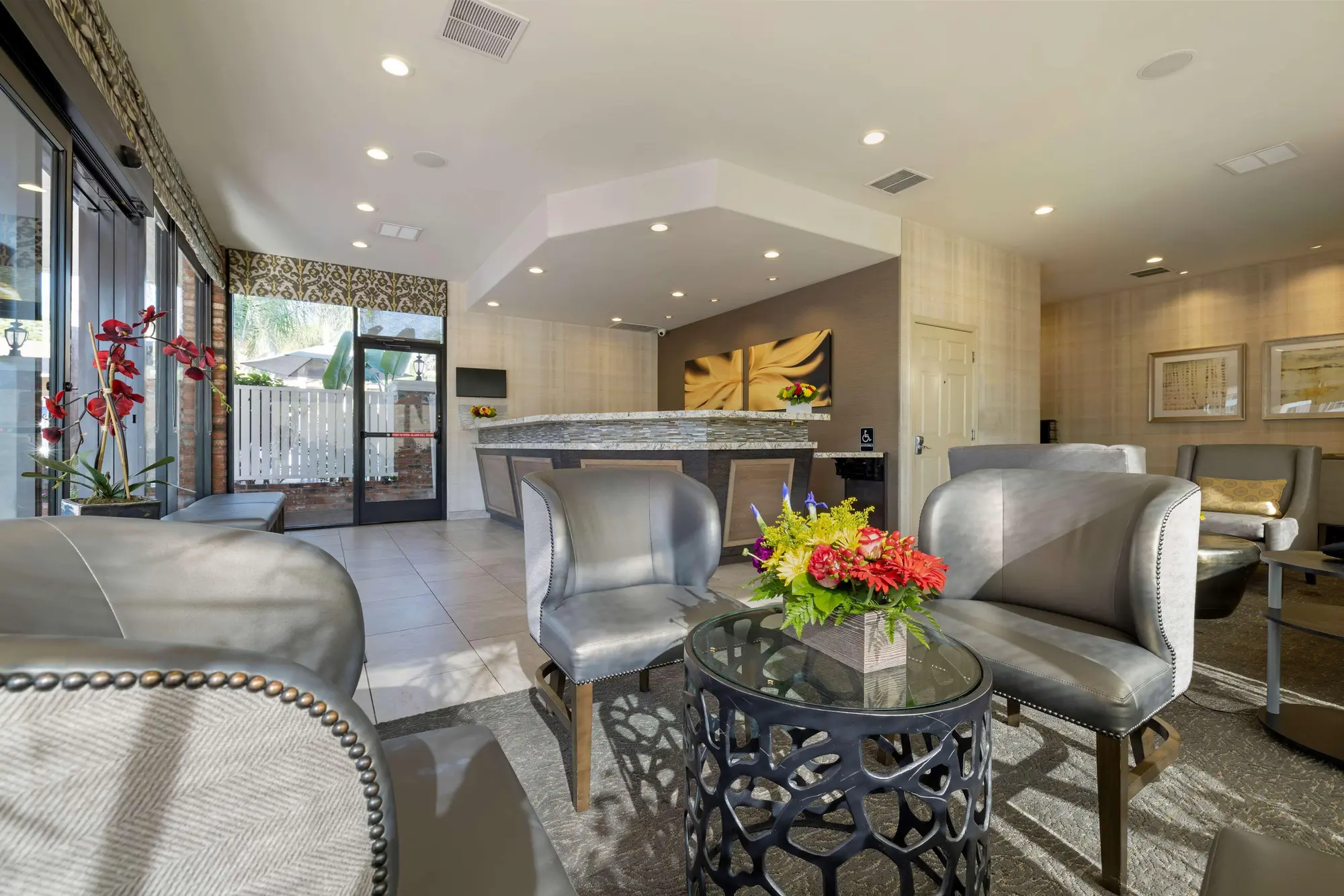 Best Western Plus Carriage Inn, Lobby