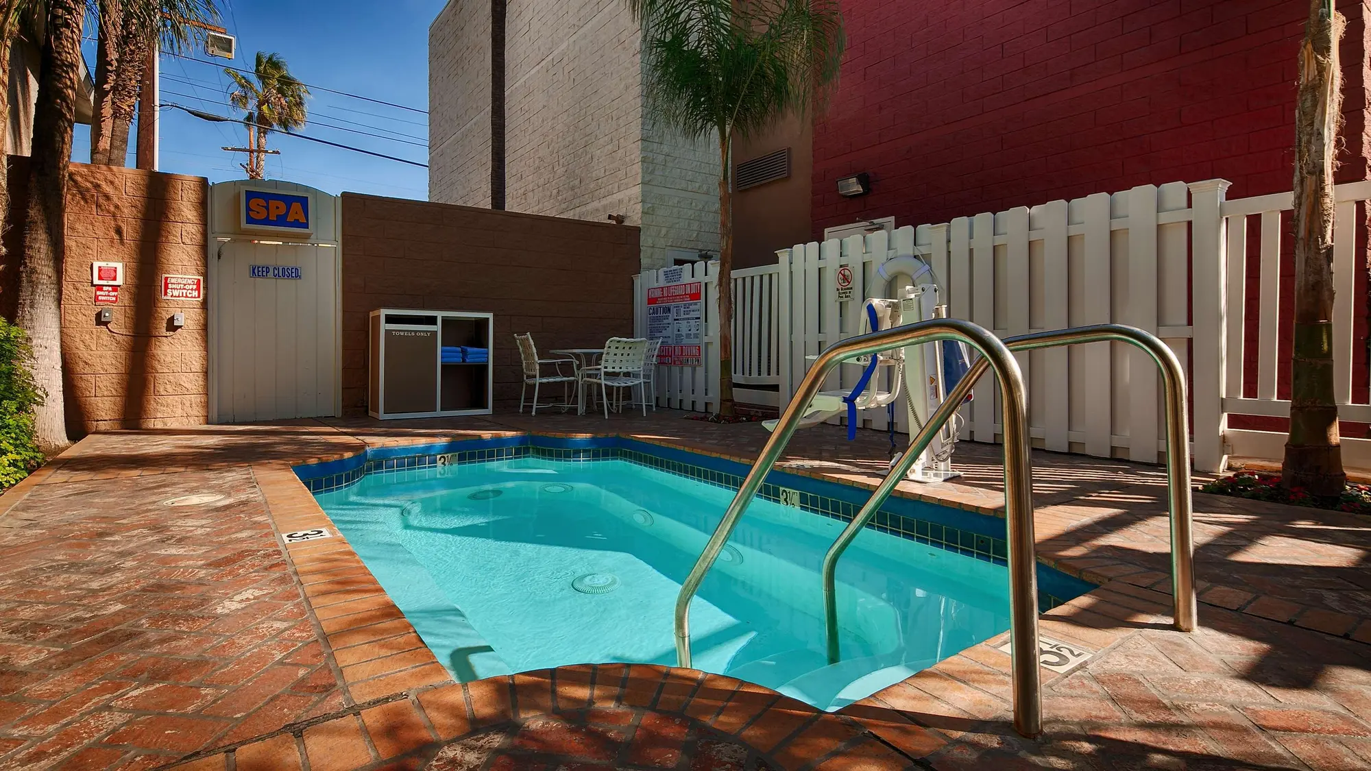 Best Western Plus Carriage Inn, Pool