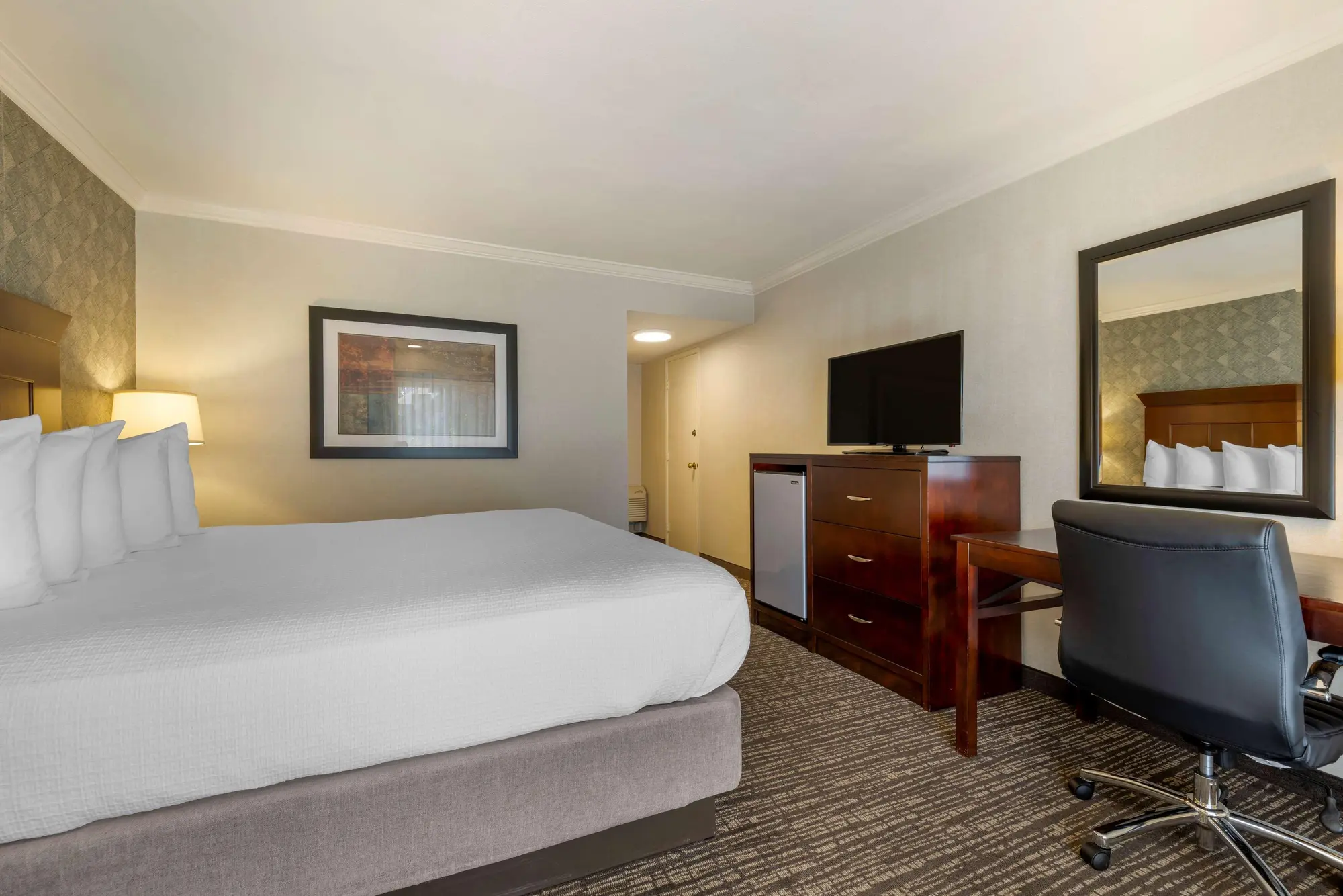 Best Western Plus Carriage Inn, Room