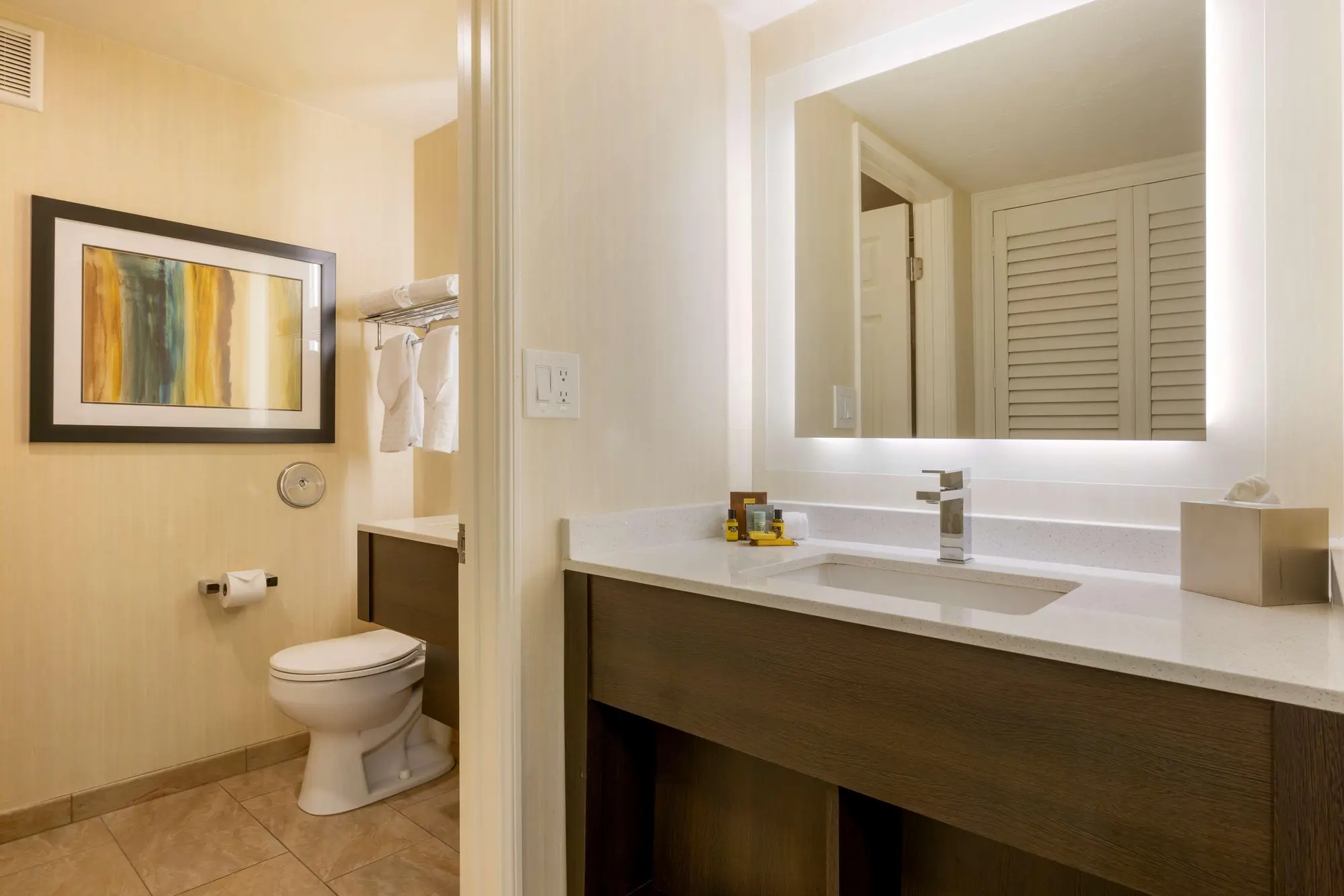 Best Western Plus Carriage Inn, Room