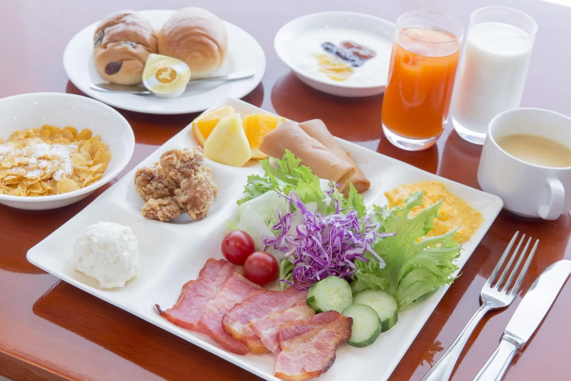 Station Hotel Kokura, Restaurant