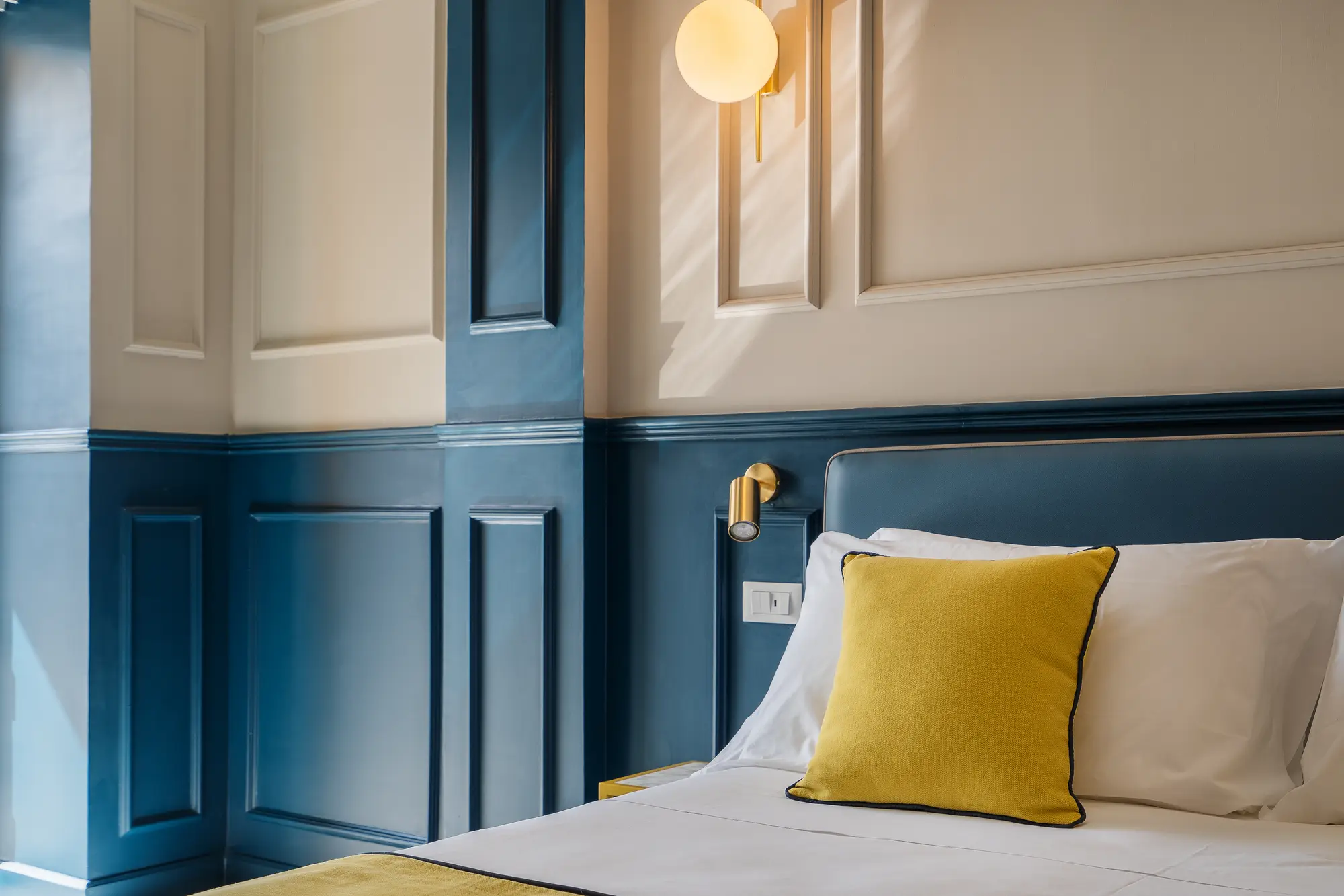 Mary Hotel, Room