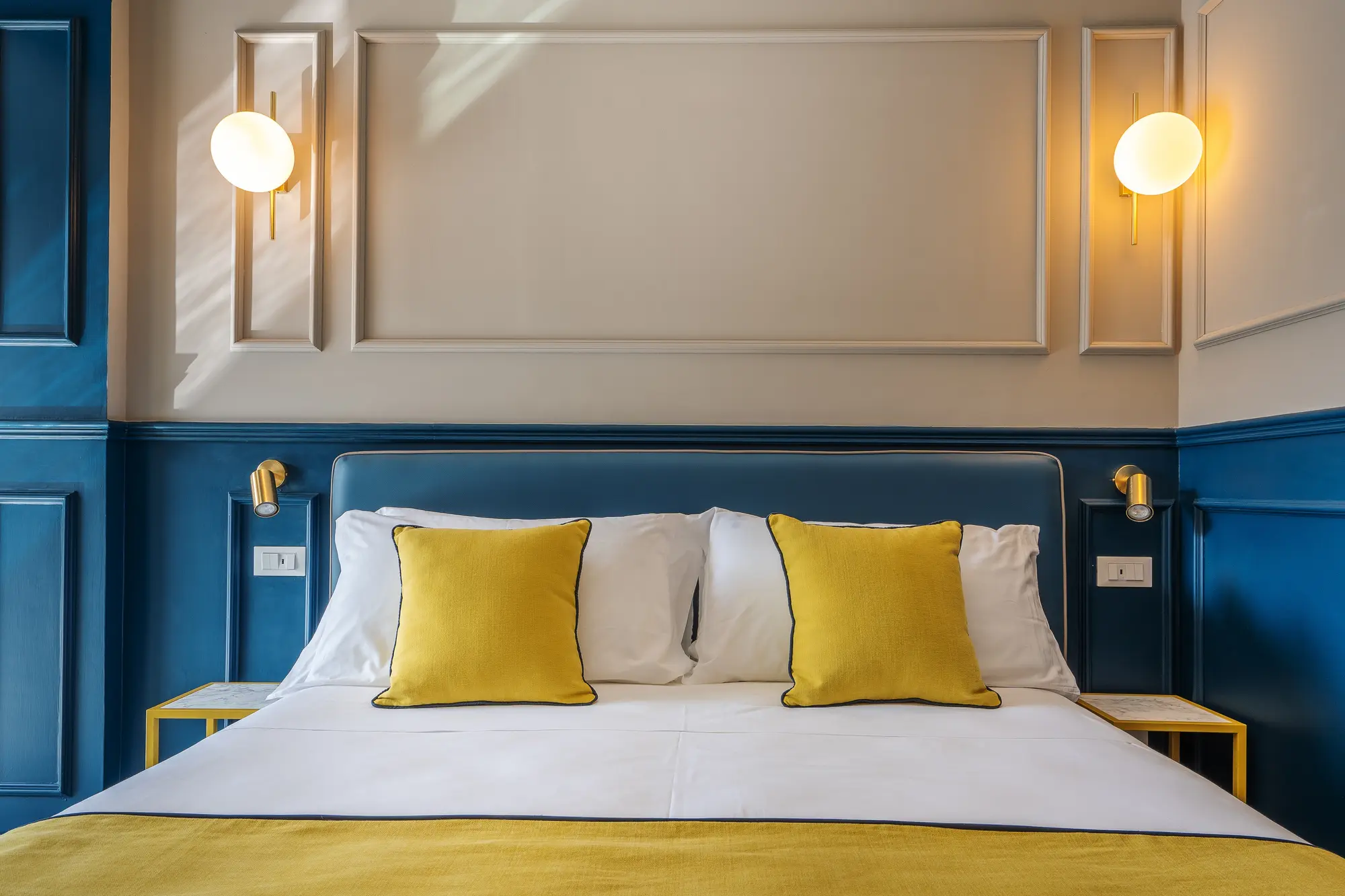 Mary Hotel, Room